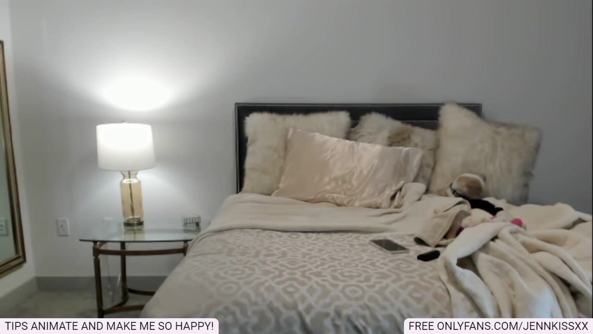 Gallery image thumbnail from Jenn_Kiss's myfreecams stream on, 12/21/2022, 03:53 image 19 of 20