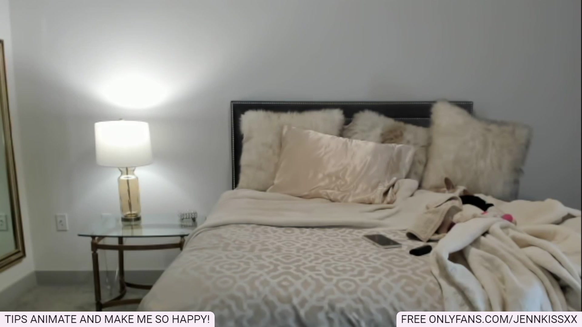 Gallery image thumbnail from Jenn_Kiss's myfreecams stream on, 12/21/2022, 03:53 image 17 of 20