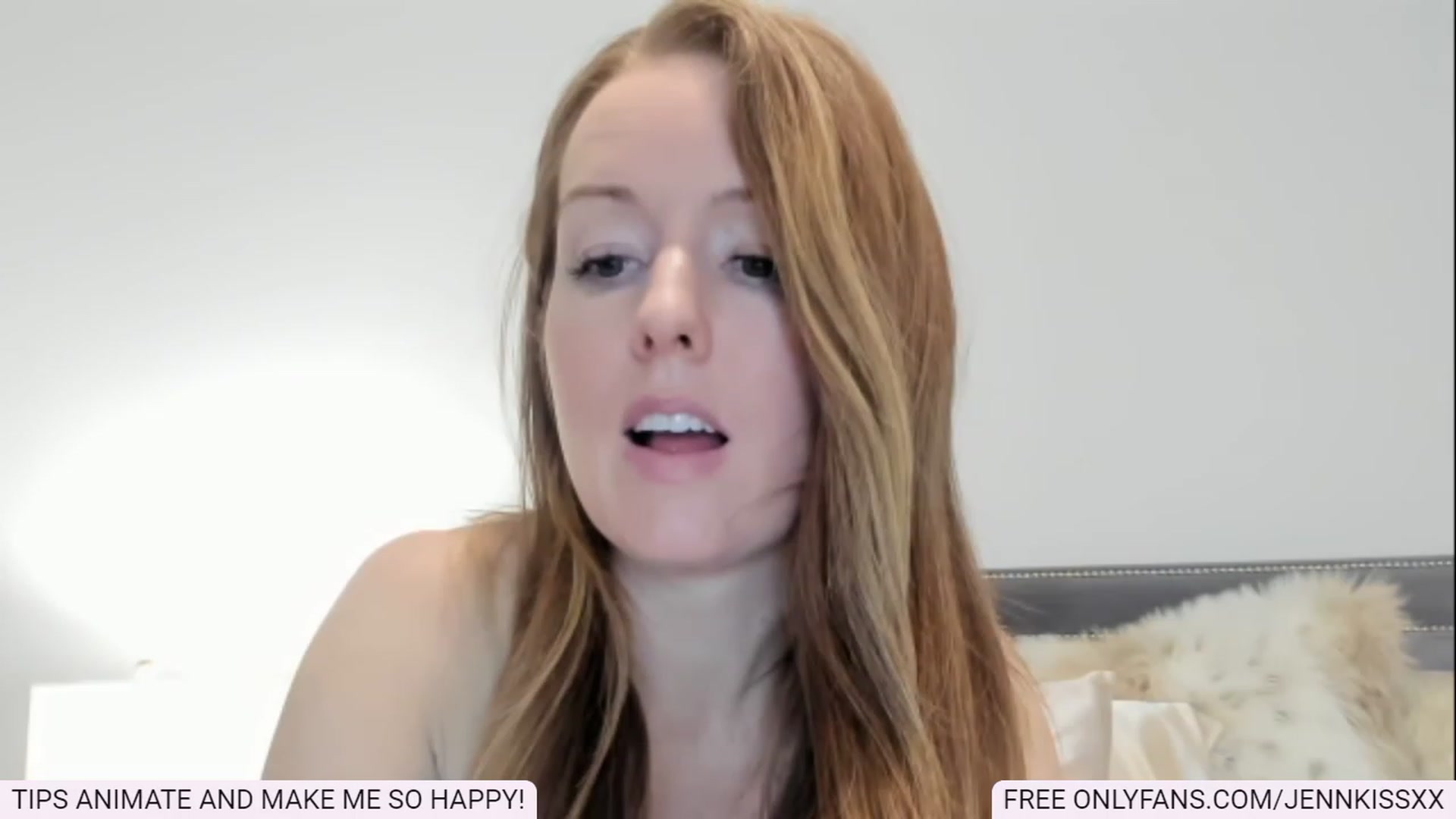 Gallery image thumbnail from Jenn_Kiss's myfreecams stream on, 12/31/2022, 08:17 image 12 of 20