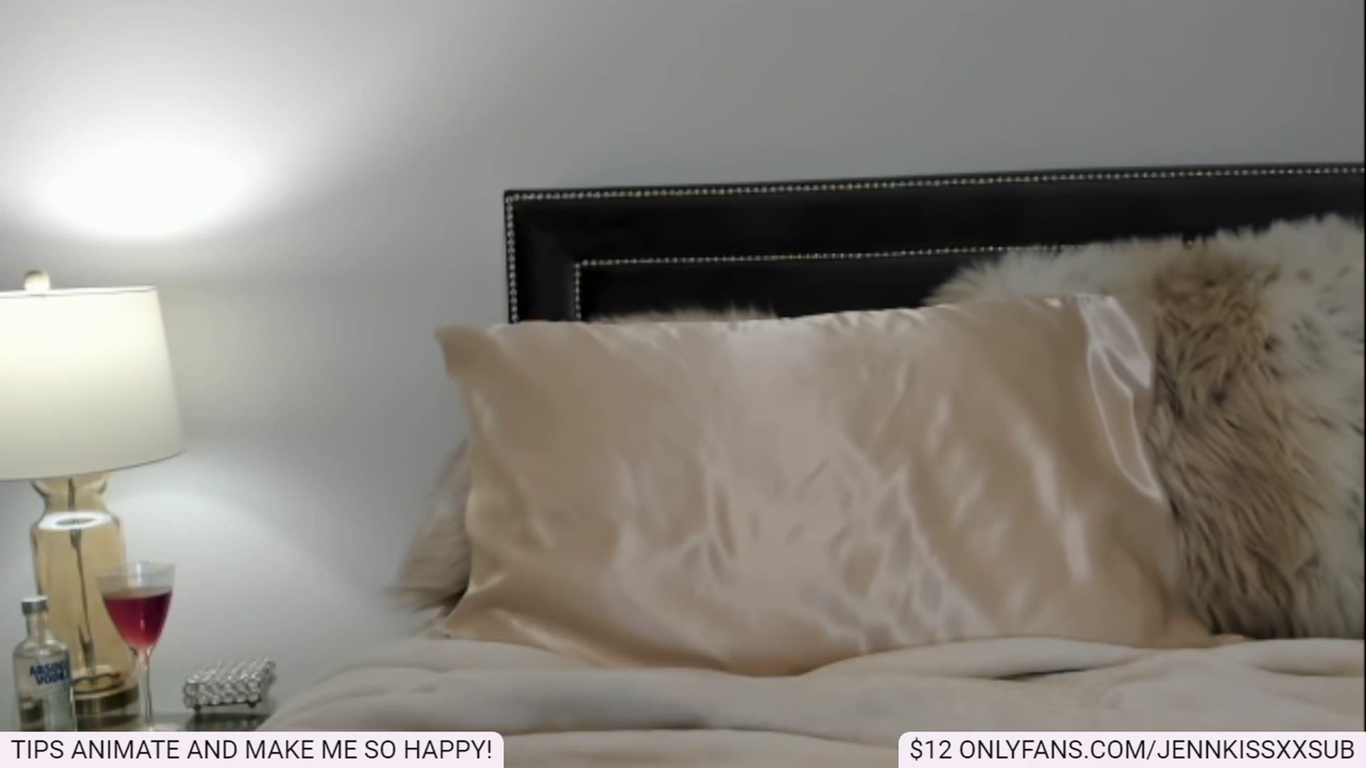 Gallery image thumbnail from Jenn_Kiss's myfreecams stream on, 01/03/2023, 09:53 image 5 of 20