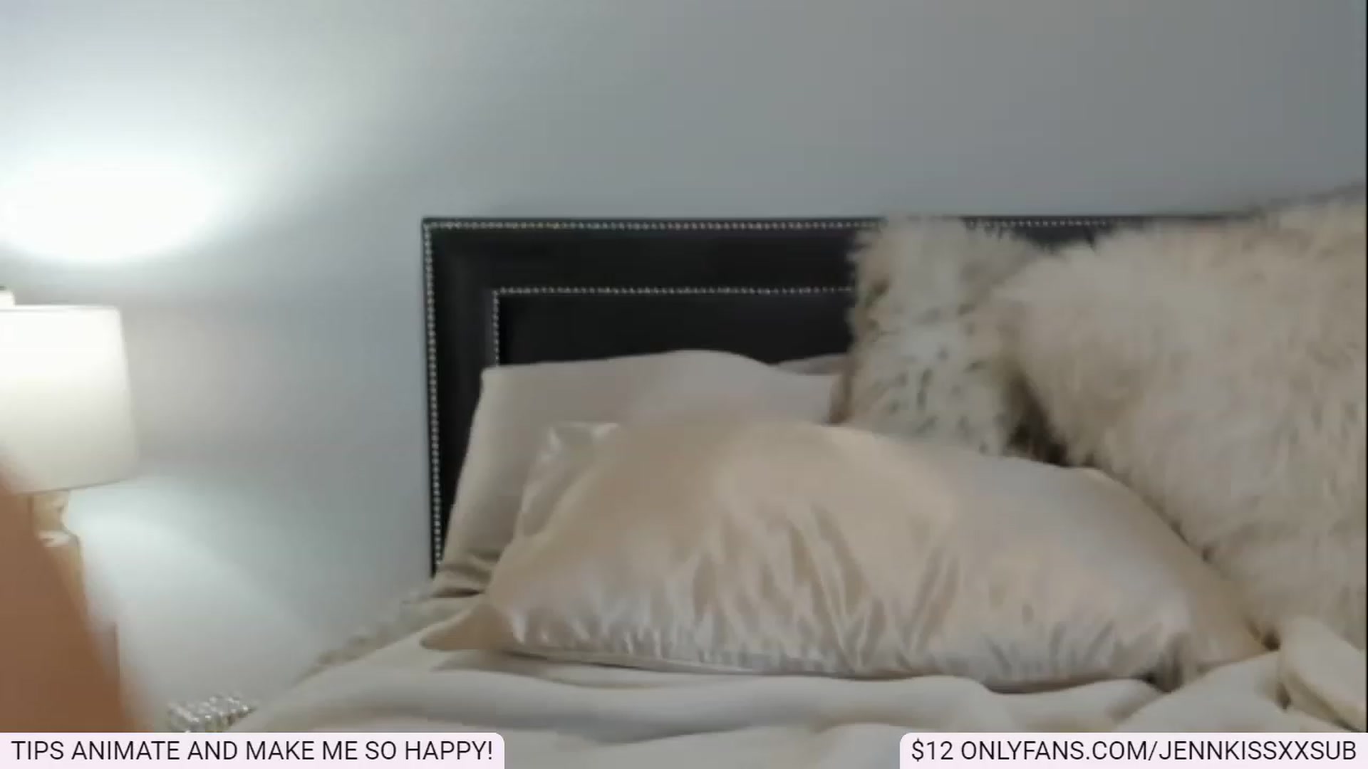 Gallery image thumbnail from Jenn_Kiss's myfreecams stream on, 01/10/2023, 08:26 image 17 of 20