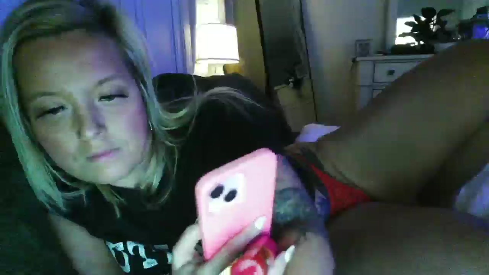 Gallery image thumbnail from JennaLynn784's myfreecams stream on, 12/19/2025, 06:49 image 12 of 20