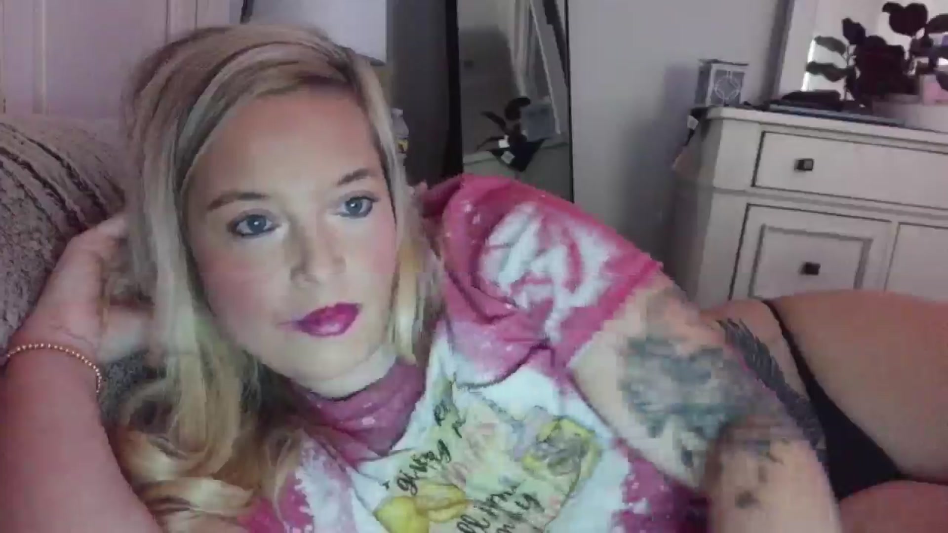 Gallery image thumbnail from JennaLynn784's myfreecams stream on, 12/27/2025, 01:58 image 5 of 20