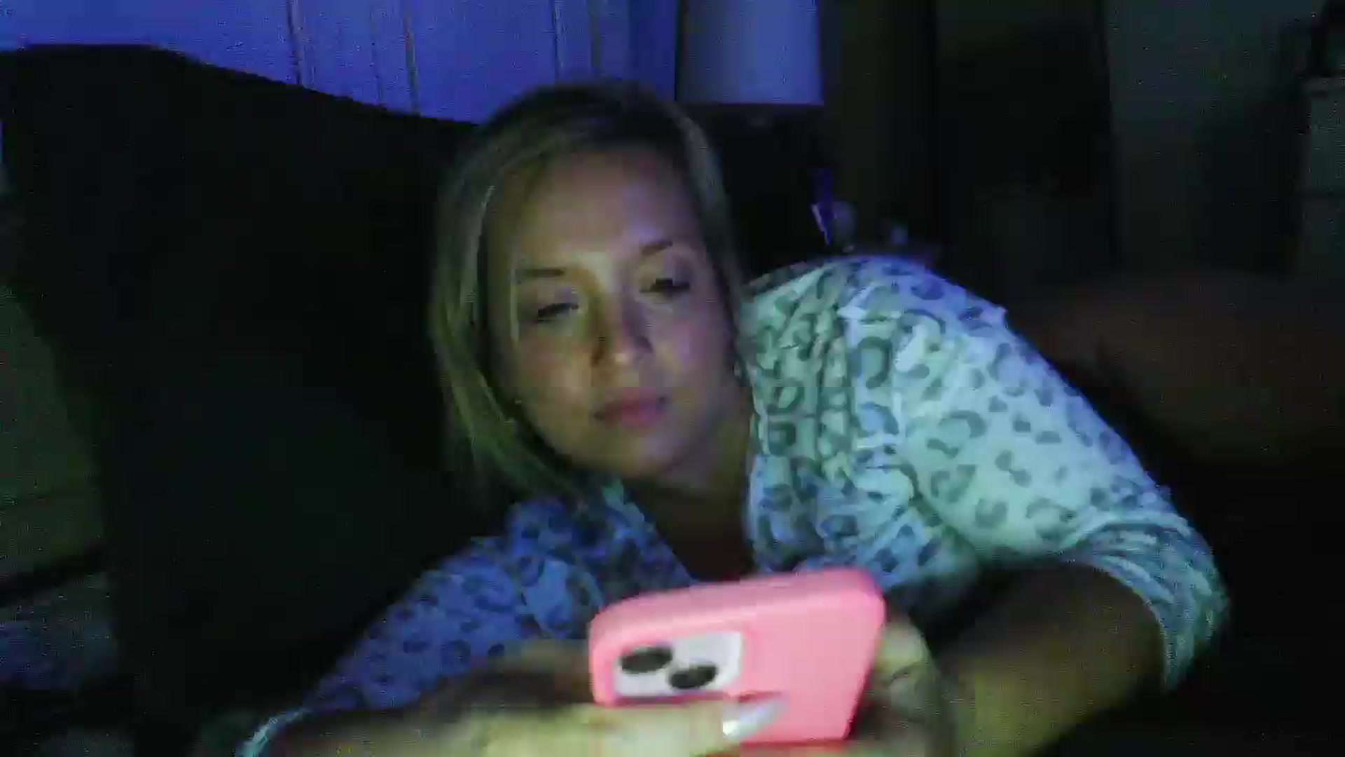 Gallery image thumbnail from JennaLynn784's myfreecams stream on, 01/02/2026, 04:45 image 17 of 20