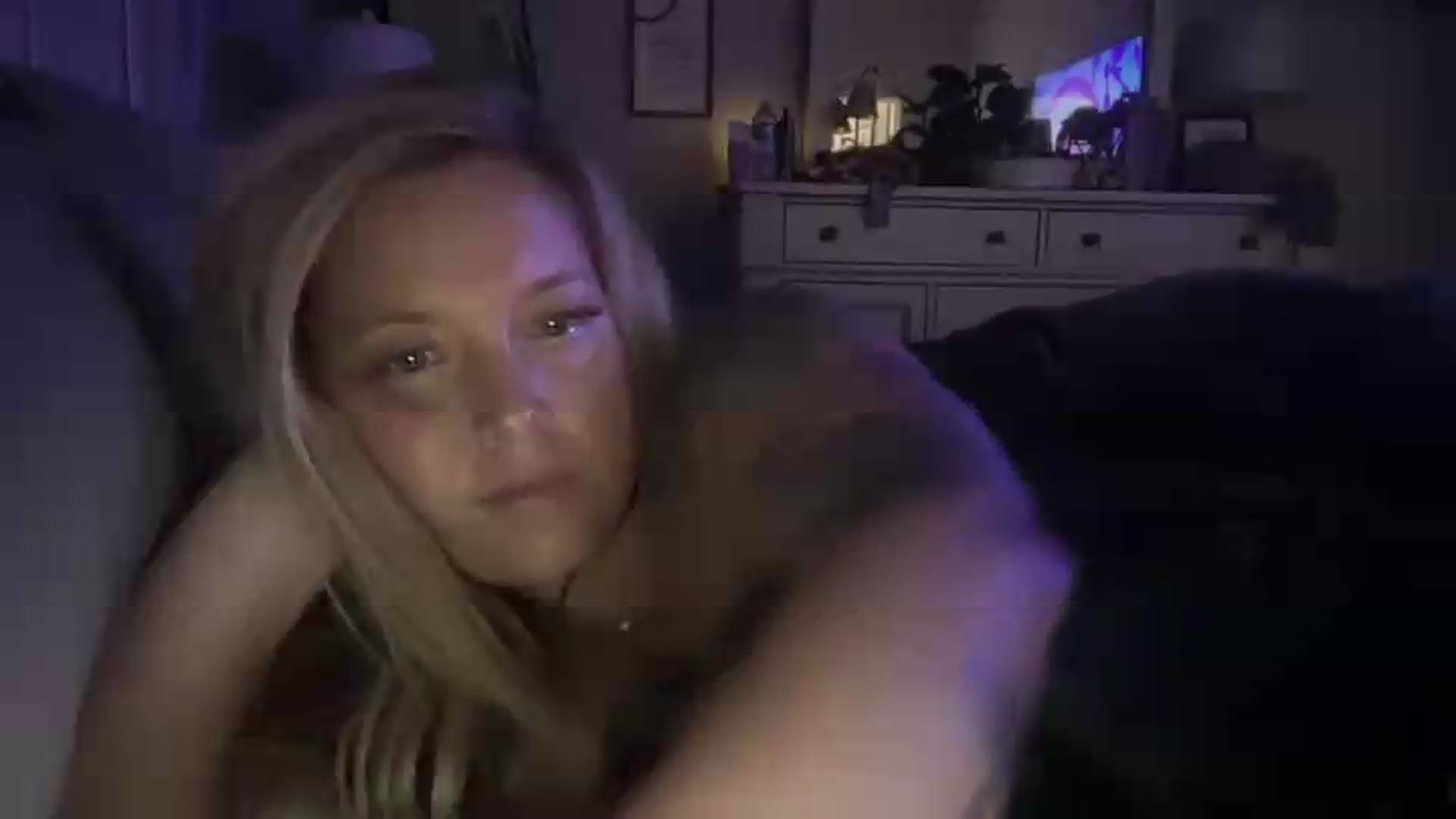 Gallery image thumbnail from JennaLynn784's myfreecams stream on, 07/28/2026, 05:21 image 10 of 20