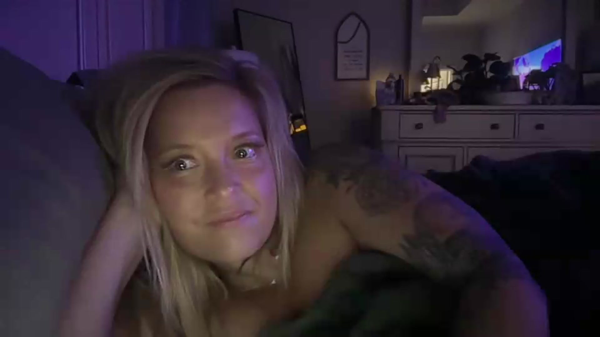 Gallery image thumbnail from JennaLynn784's myfreecams stream on, 07/28/2026, 05:21 image 6 of 20