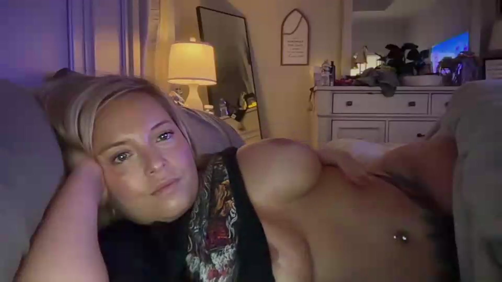 Gallery image thumbnail from JennaLynn784's myfreecams stream on, 07/29/2026, 06:32 image 7 of 20
