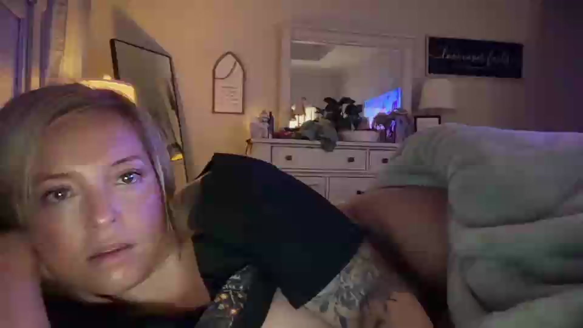 Gallery image thumbnail from JennaLynn784's myfreecams stream on, 07/29/2026, 06:32 image 1 of 20