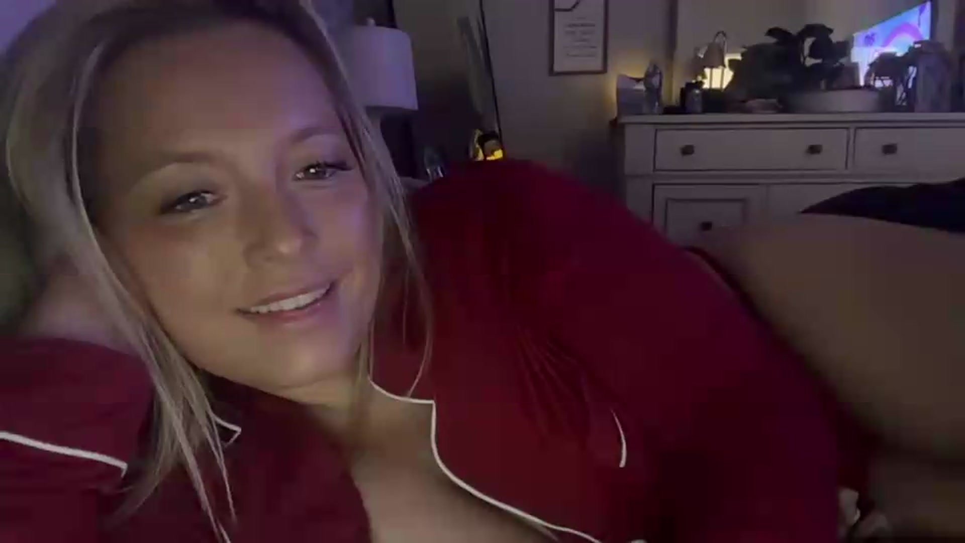 Gallery image thumbnail from JennaLynn784's myfreecams stream on, 08/02/2026, 02:12 image 9 of 20