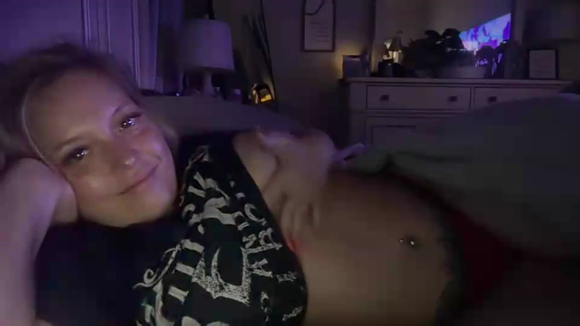 Gallery image thumbnail from JennaLynn784's myfreecams stream on, 08/05/2026, 03:08 image 6 of 20