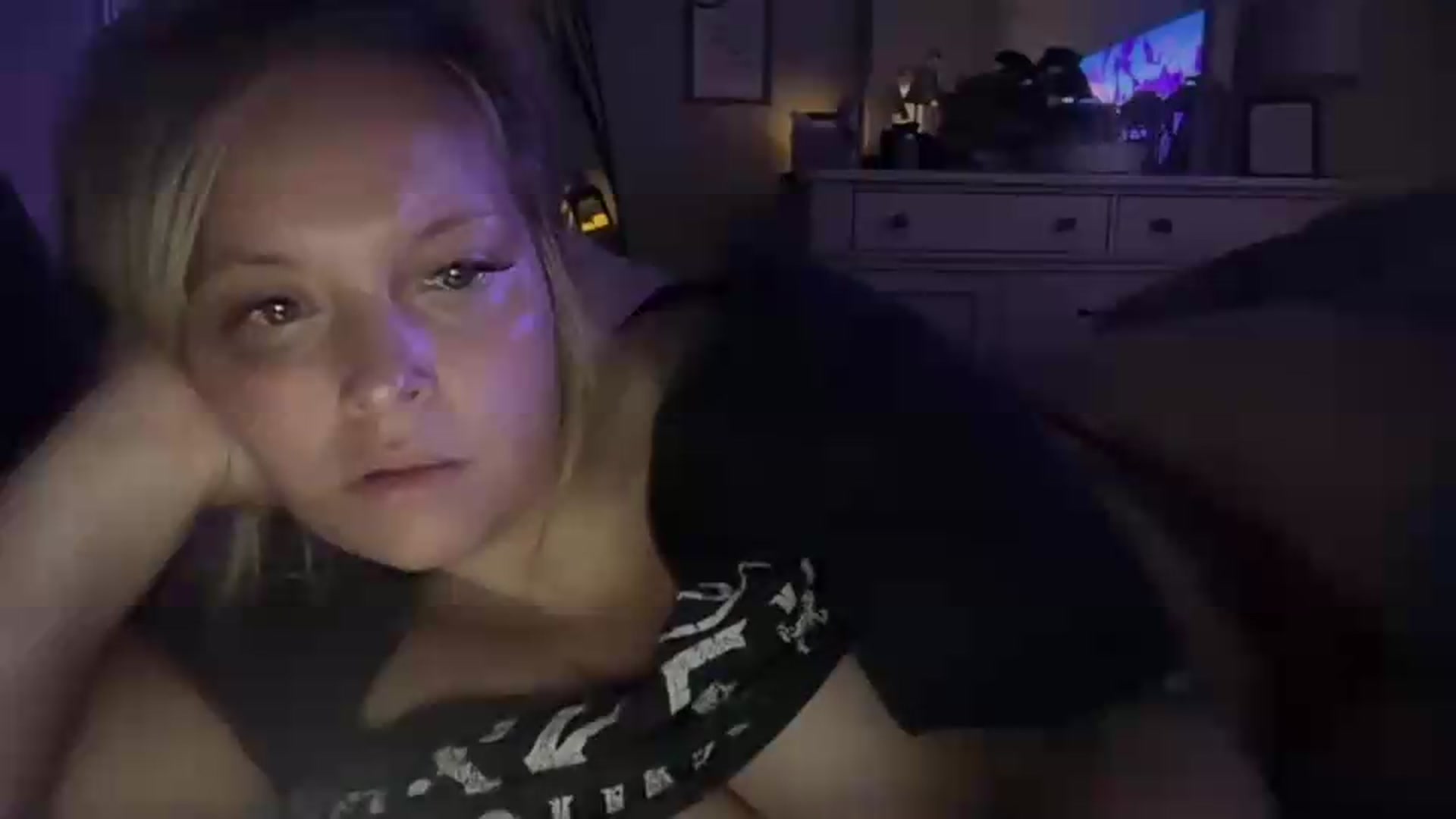 Gallery image thumbnail from JennaLynn784's myfreecams stream on, 08/05/2026, 03:21 image 18 of 20
