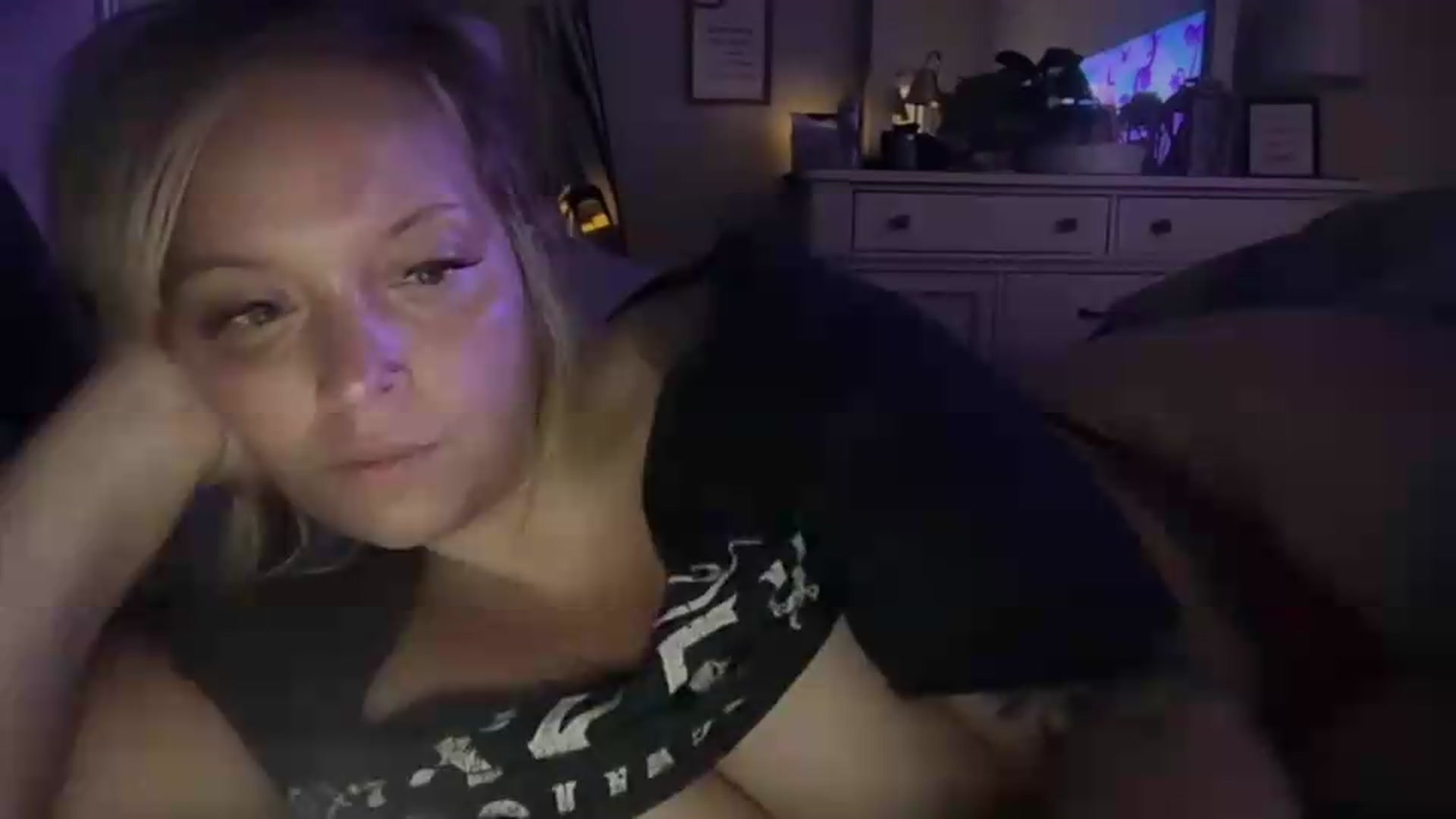 Gallery image thumbnail from JennaLynn784's myfreecams stream on, 08/05/2026, 03:21 image 20 of 20