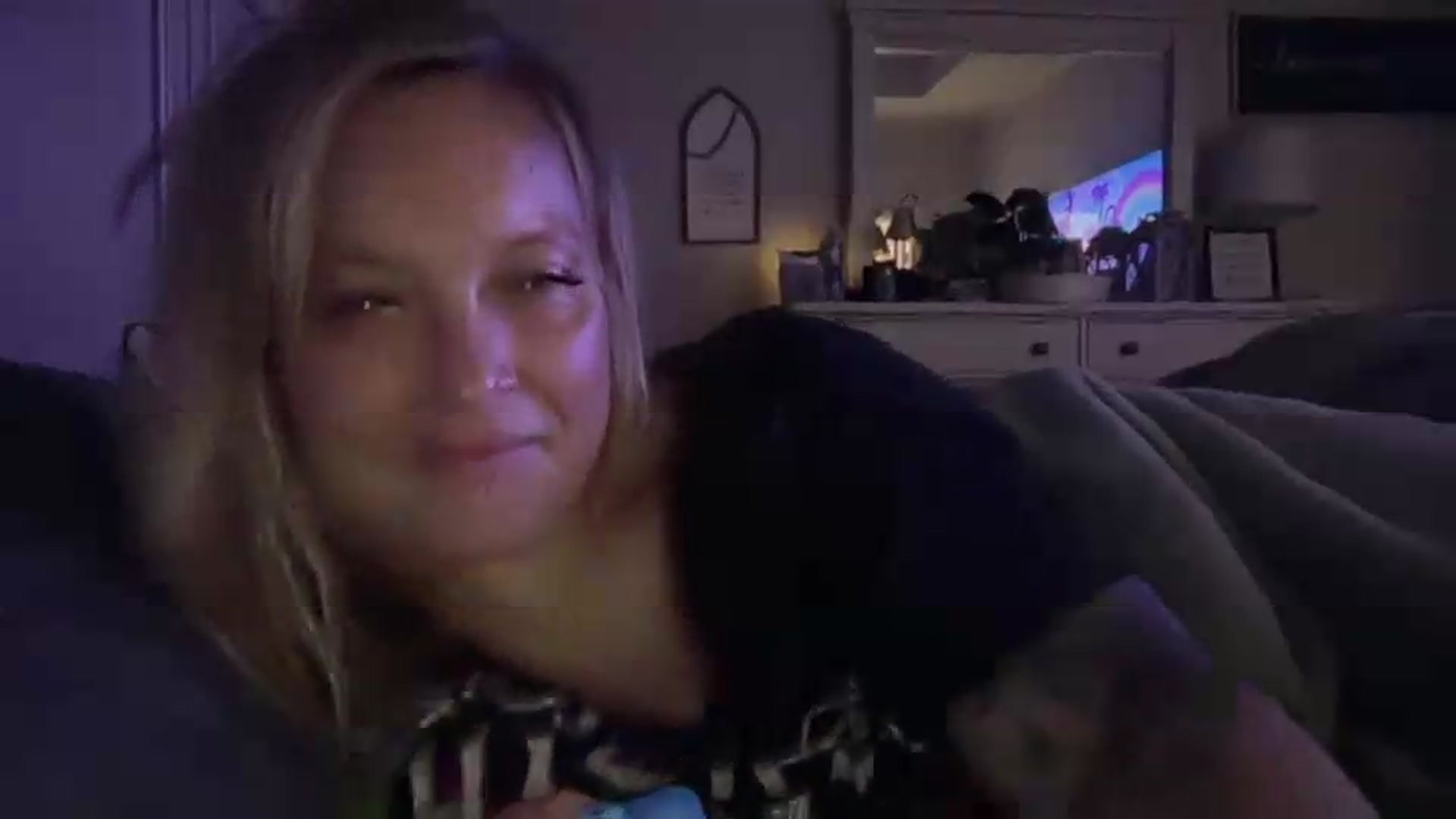 Gallery image thumbnail from JennaLynn784's myfreecams stream on, 08/05/2026, 05:49 image 8 of 20