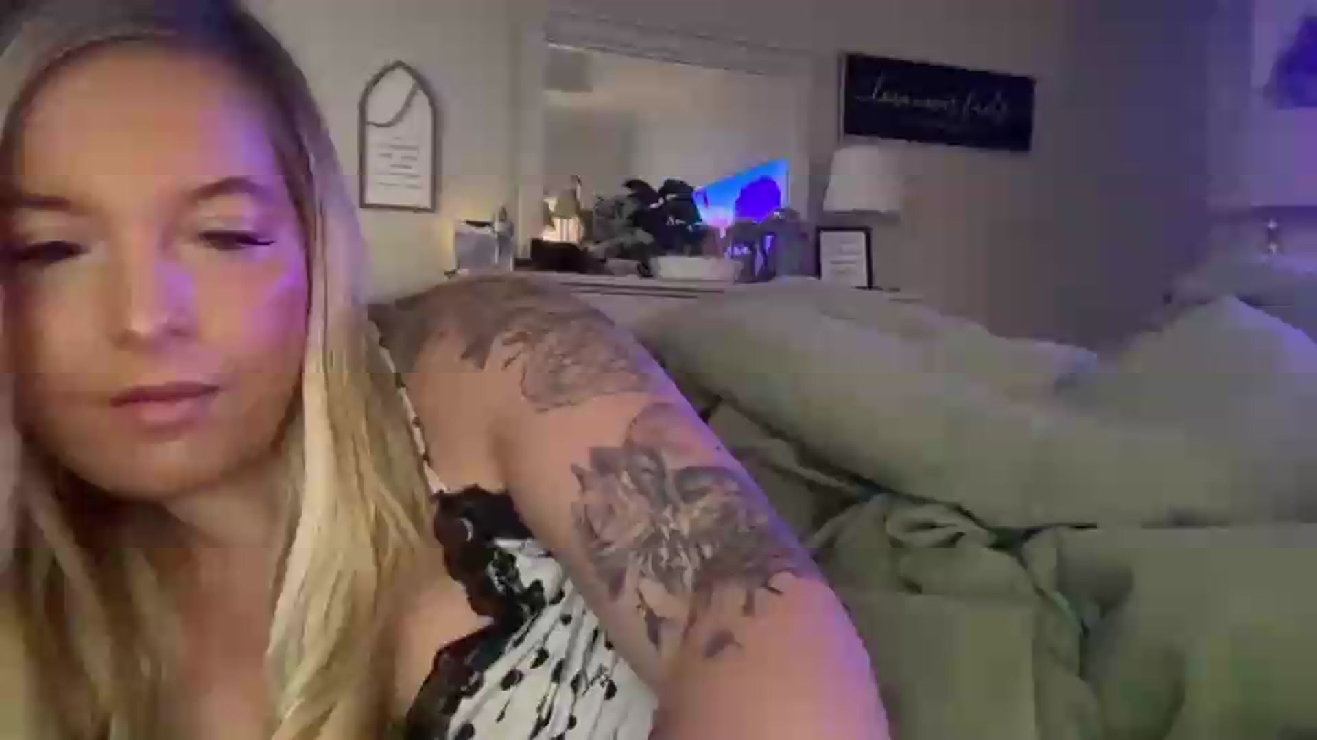 Gallery image thumbnail from JennaLynn784's myfreecams stream on, 08/05/2026, 19:23 image 7 of 20
