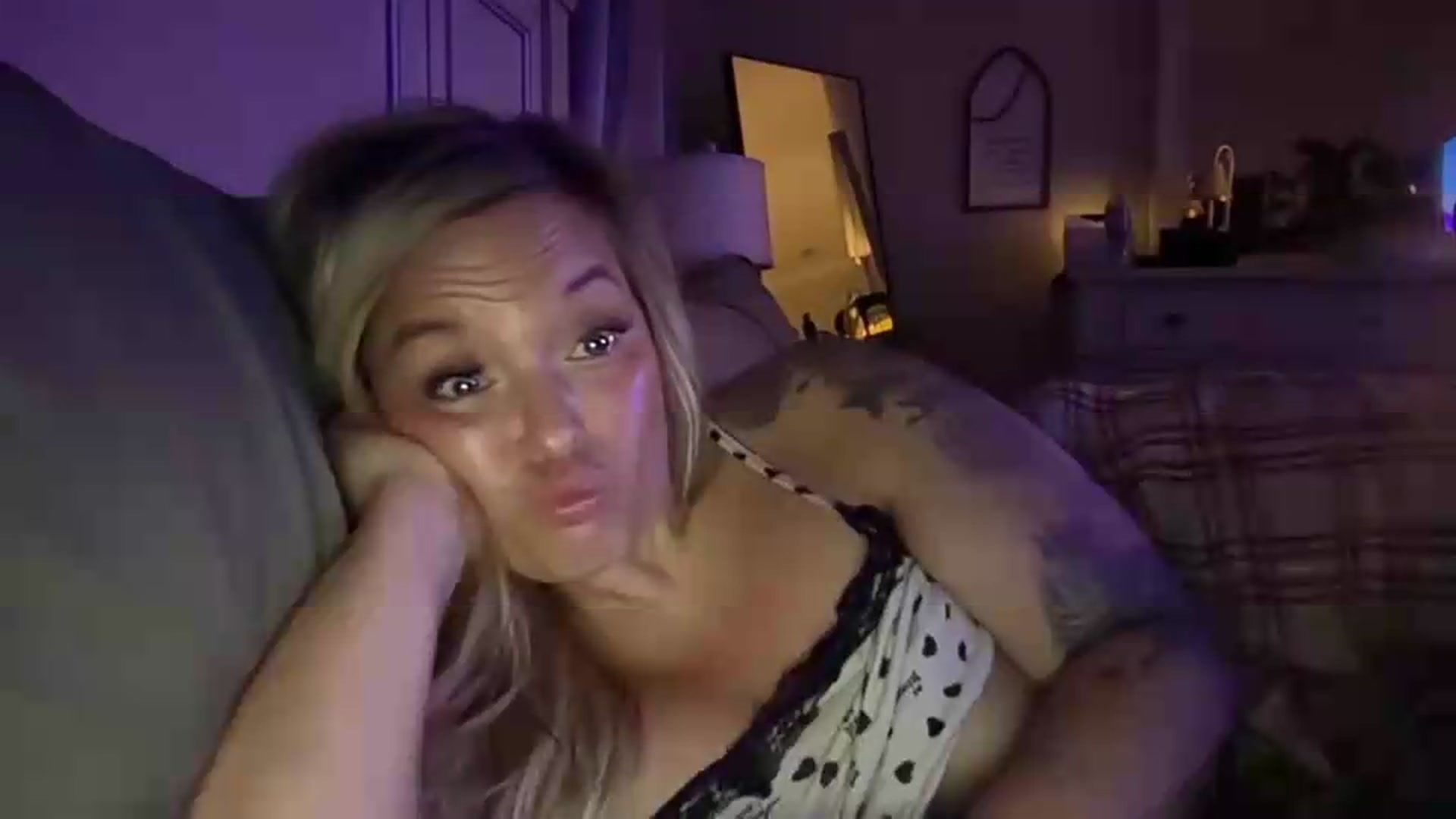 Gallery image thumbnail from JennaLynn784's myfreecams stream on, 08/06/2026, 07:02 image 11 of 20