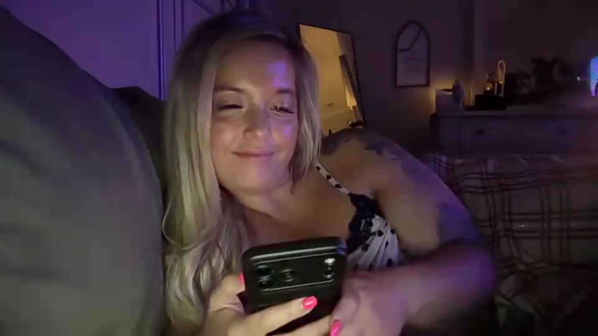 Gallery image thumbnail from JennaLynn784's myfreecams stream on, 08/06/2026, 07:02 image 12 of 20