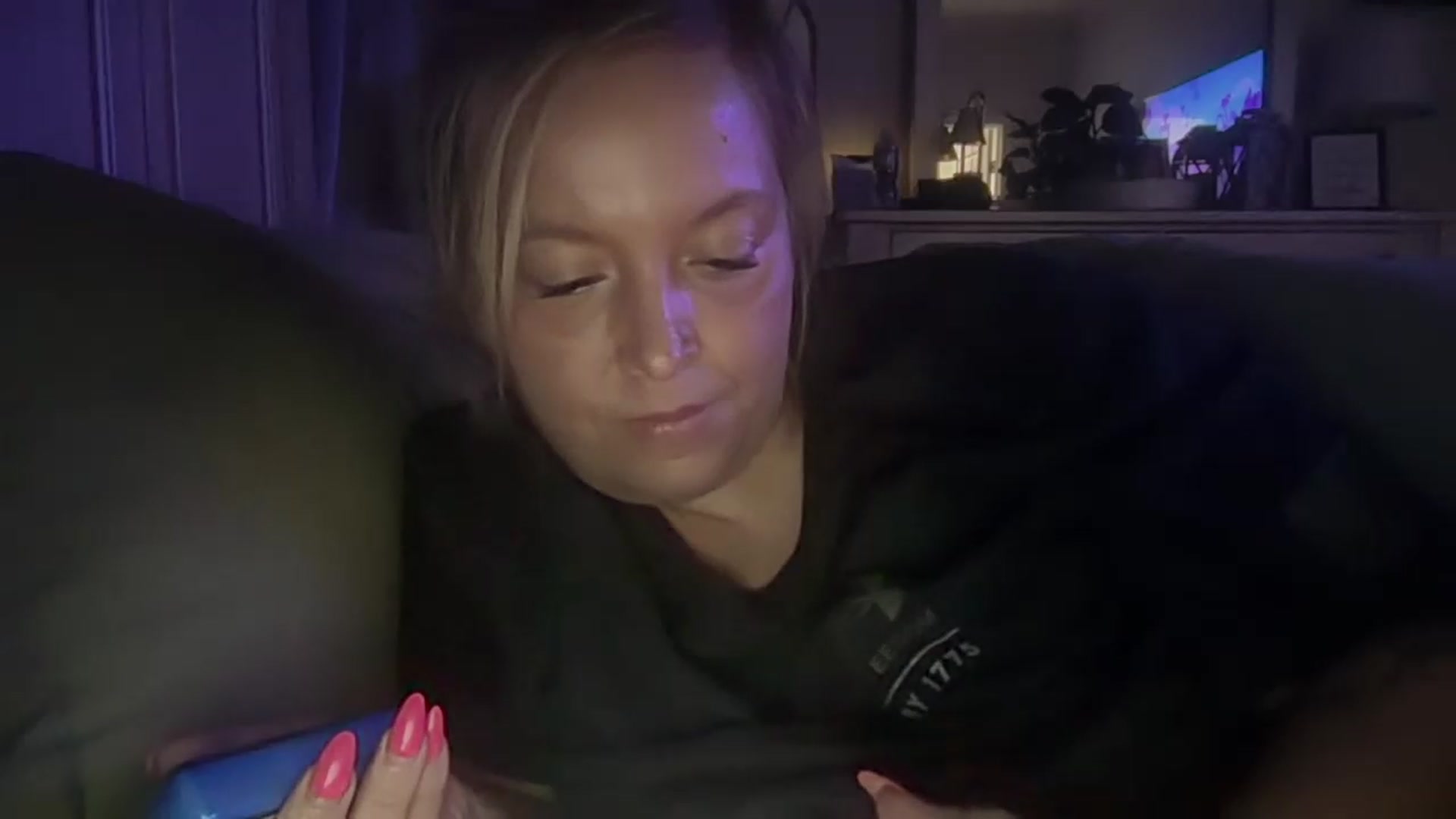 Gallery image thumbnail from JennaLynn784's myfreecams stream on, 08/07/2026, 04:49 image 7 of 20