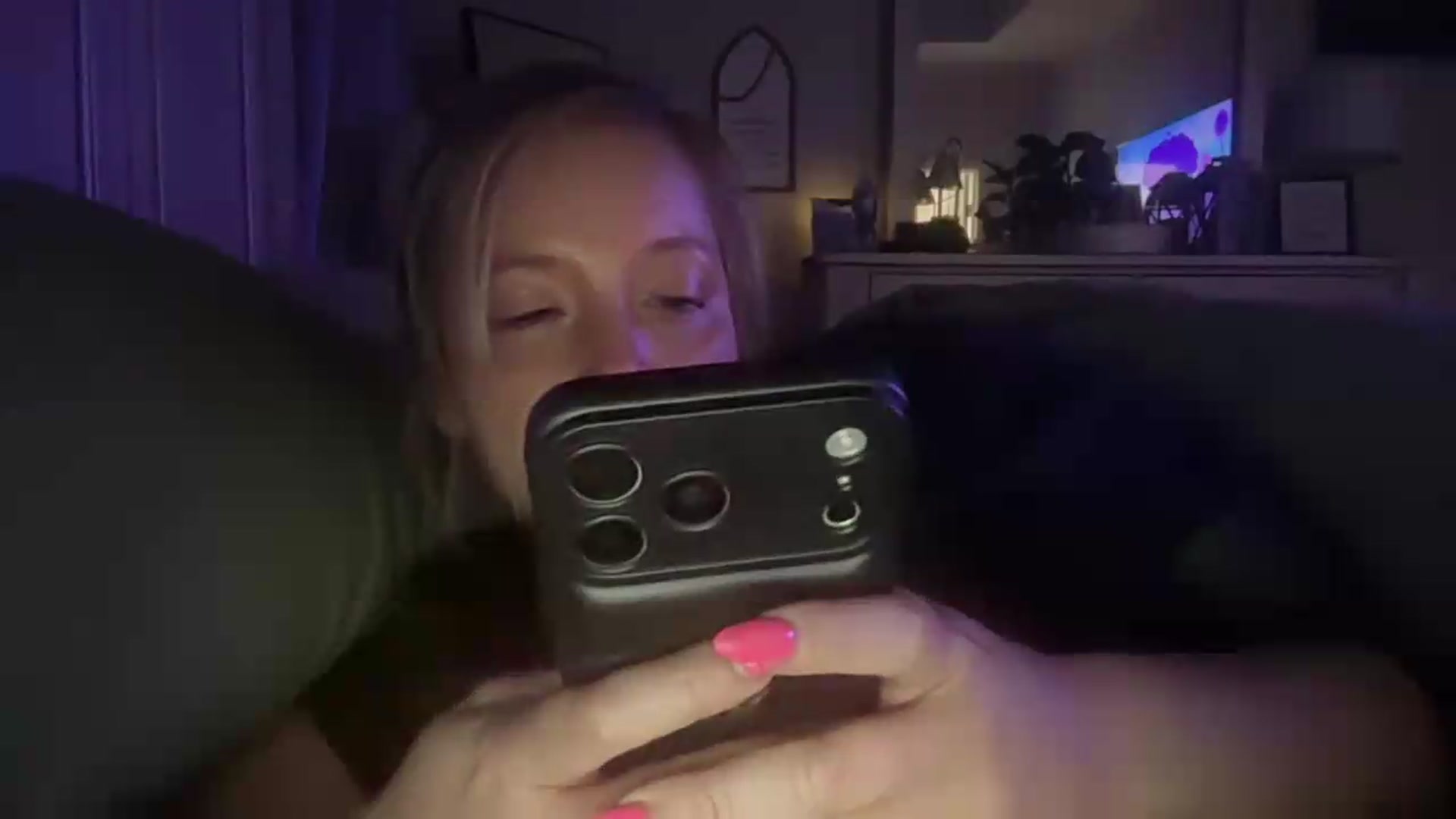 Gallery image thumbnail from JennaLynn784's myfreecams stream on, 08/07/2026, 04:49 image 14 of 20