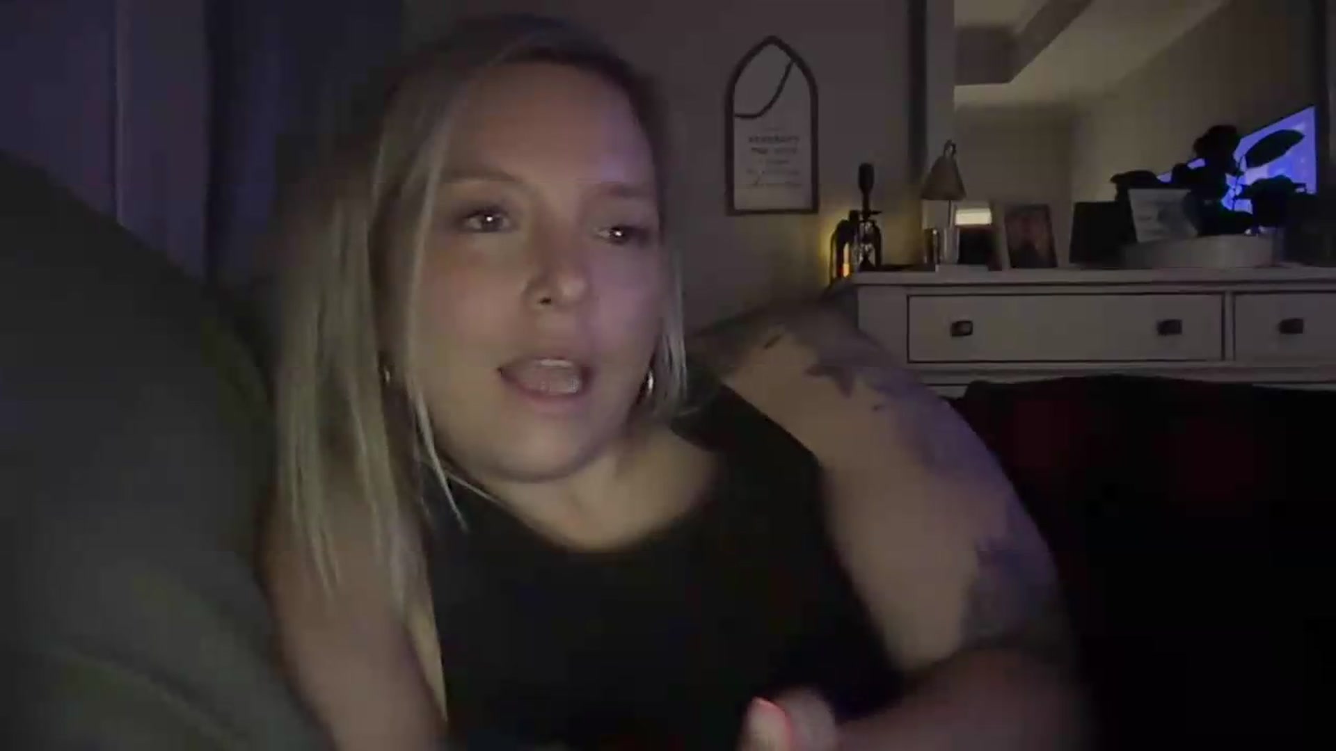 Gallery image thumbnail from JennaLynn784's myfreecams stream on, 08/19/2026, 05:39 image 9 of 20