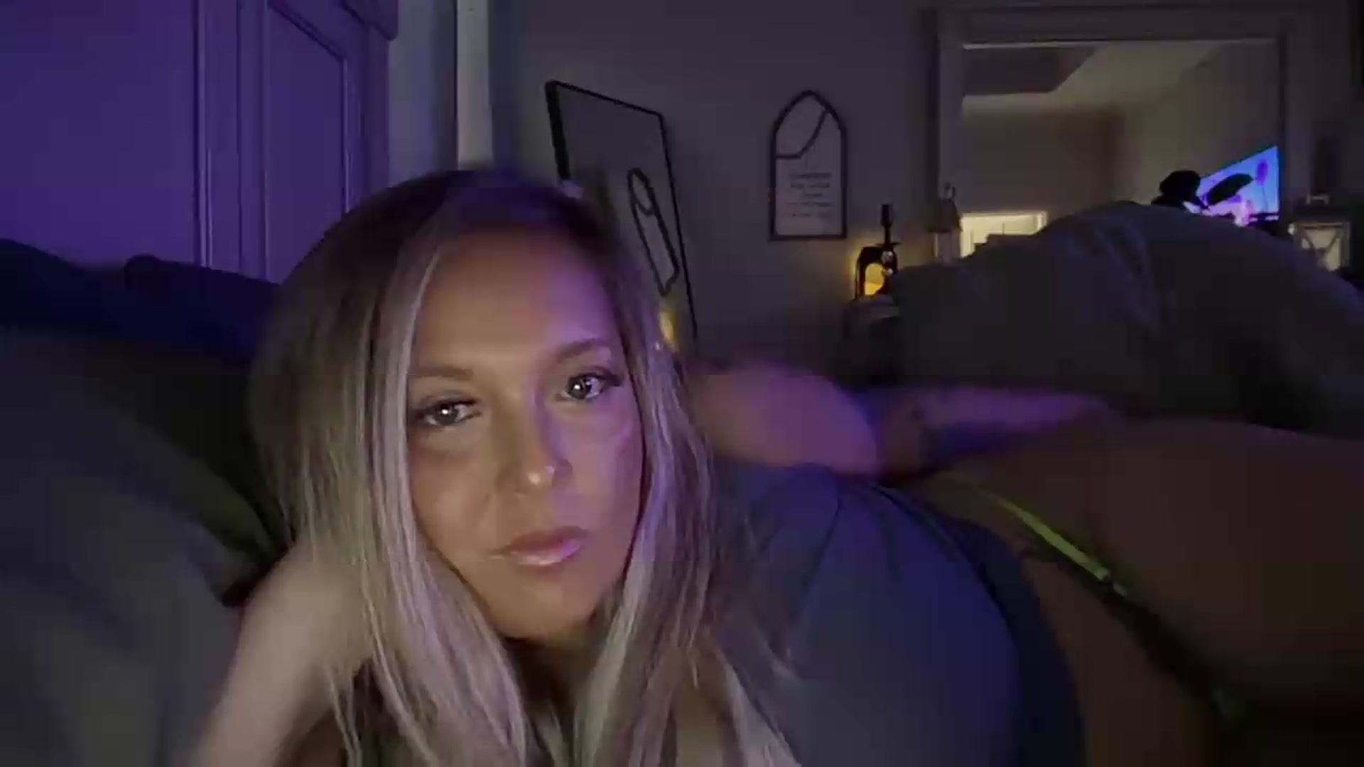 Gallery image thumbnail from JennaLynn784's myfreecams stream on, 09/13/2026, 23:09 image 20 of 20
