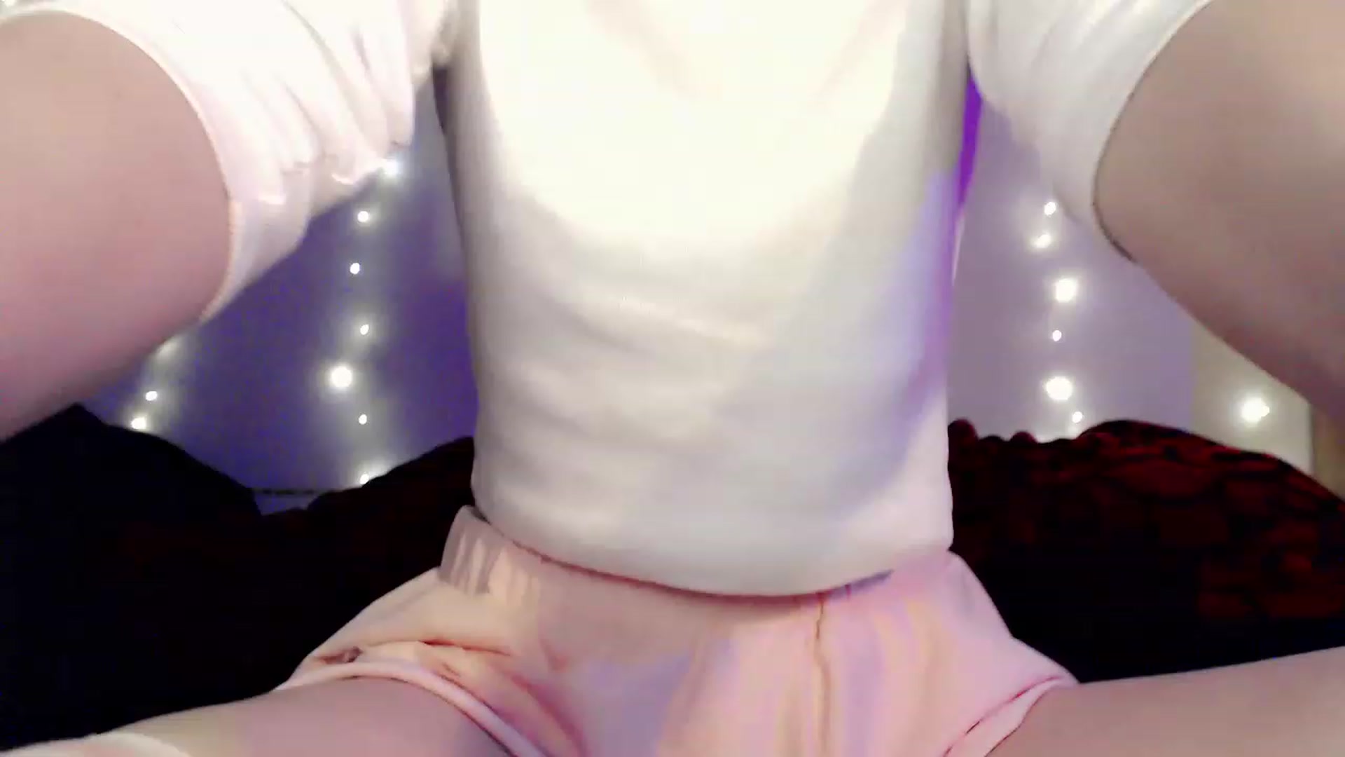 Gallery image thumbnail from JennaRae2k's myfreecams stream on, 11/20/2022, 05:37 image 7 of 20