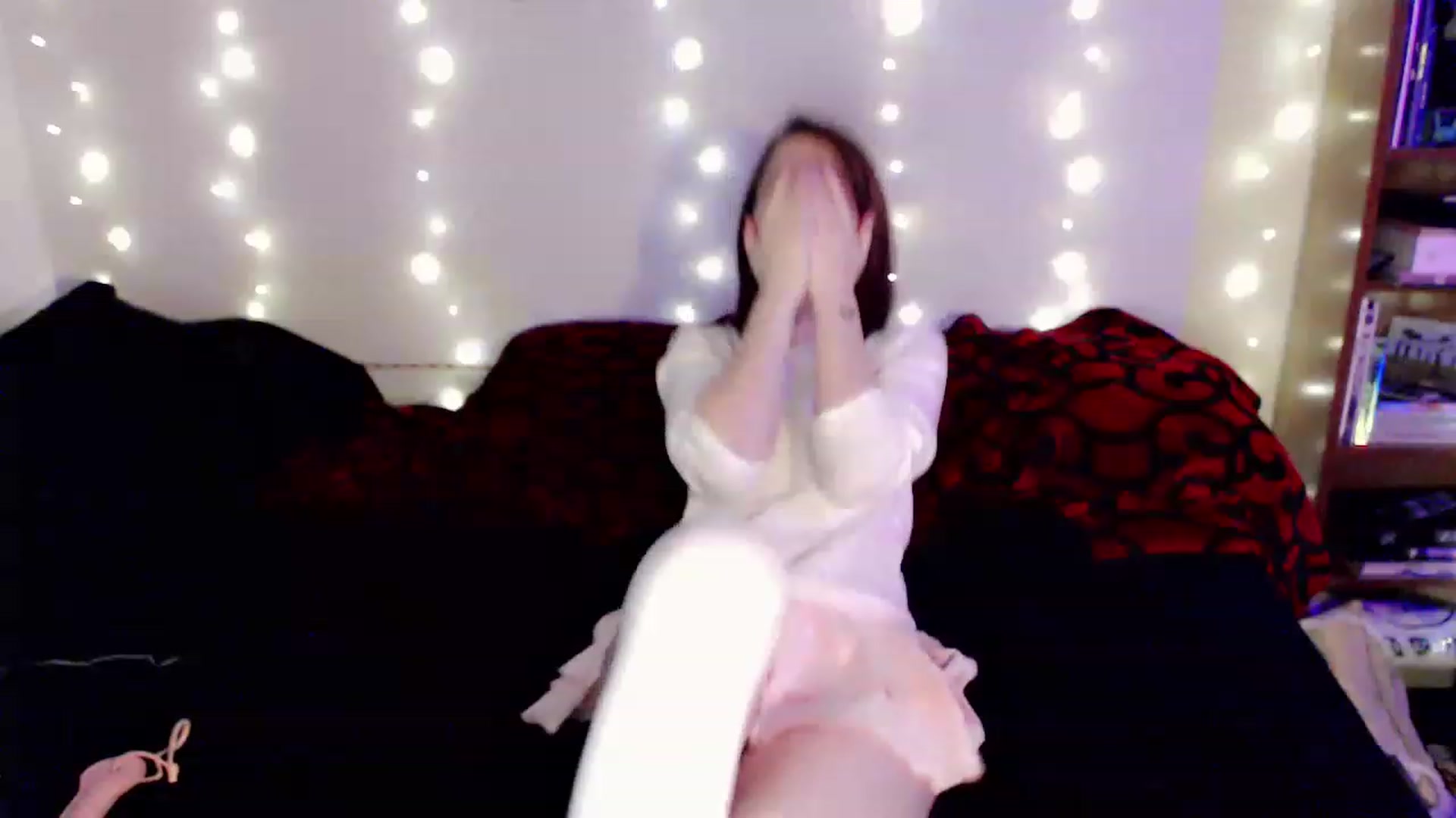 Gallery image thumbnail from JennaRae2k's myfreecams stream on, 11/20/2022, 05:37 image 13 of 20
