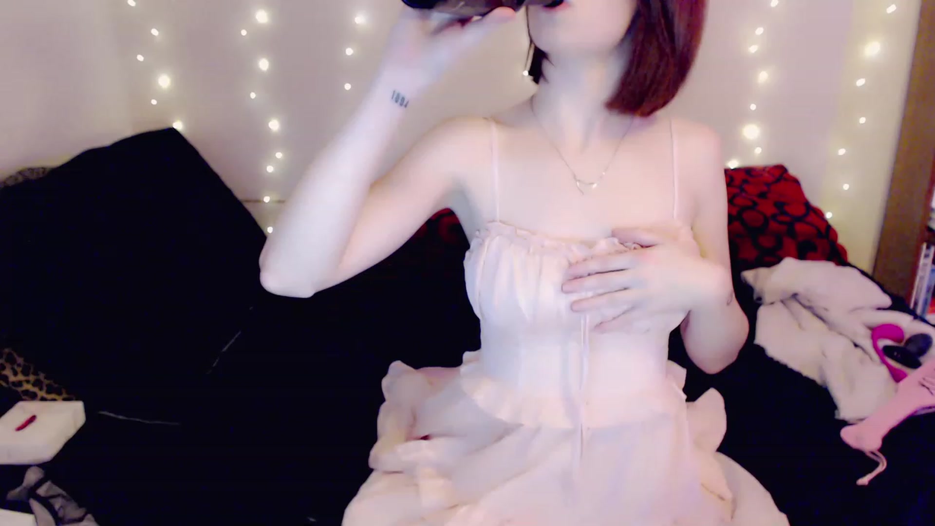 Gallery image thumbnail from JennaRae2k's myfreecams stream on, 01/22/2023, 07:37 image 19 of 20