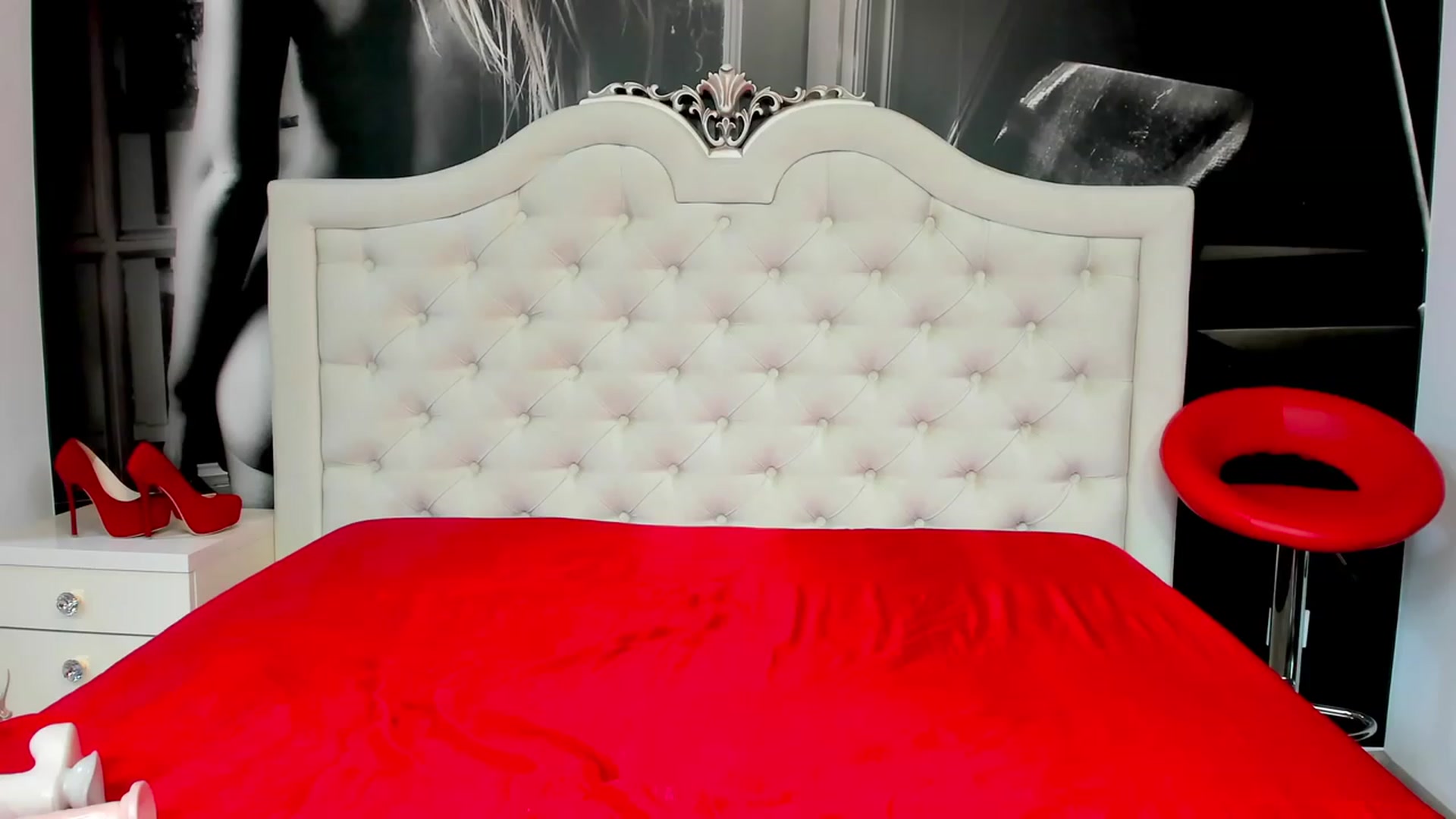 Gallery image thumbnail from Jennasweetass's myfreecams stream on, 11/26/2022, 07:06 image 20 of 20