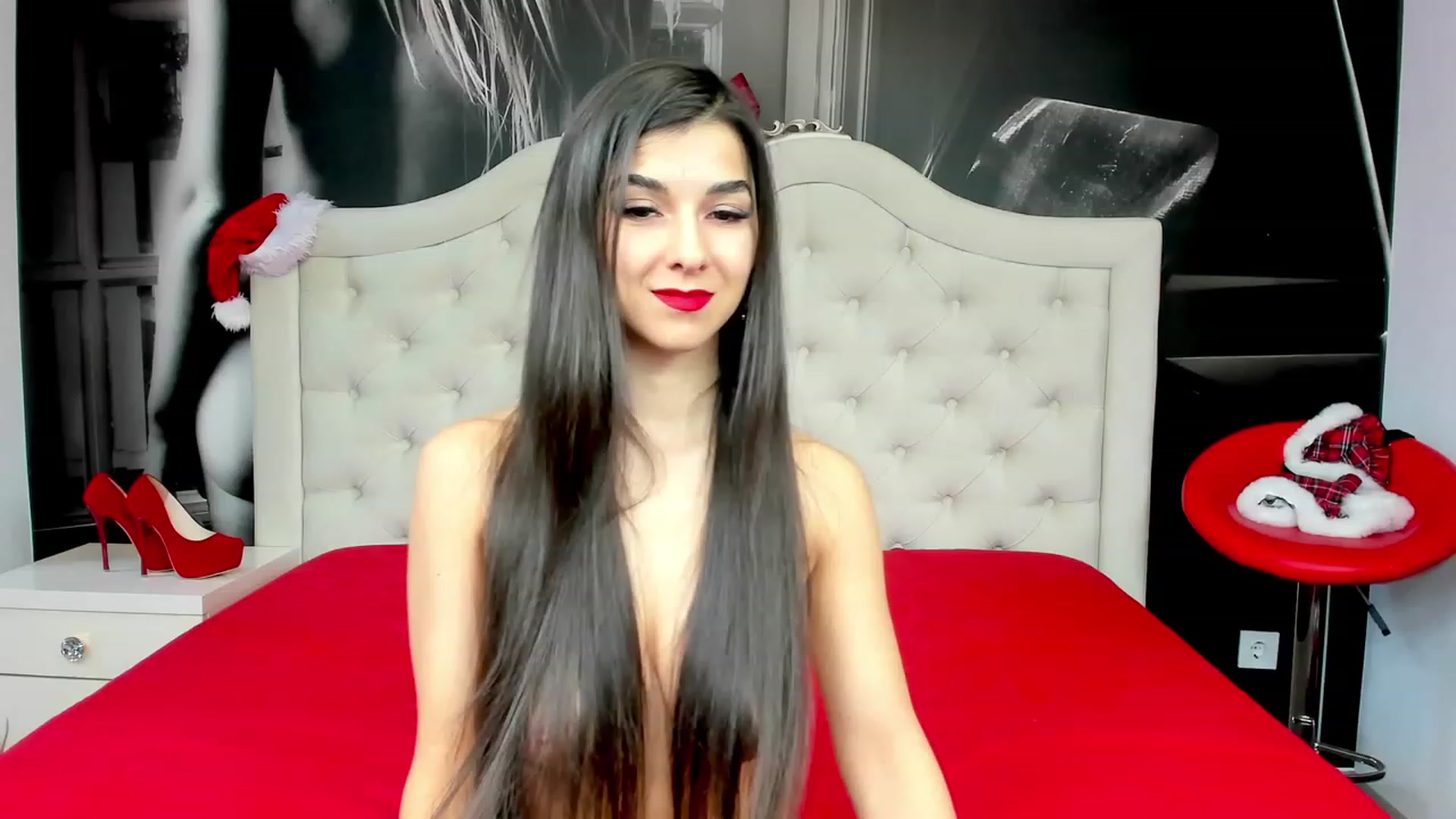 Gallery image thumbnail from Jennasweetass's myfreecams stream on, 12/11/2022, 02:32 image 4 of 20