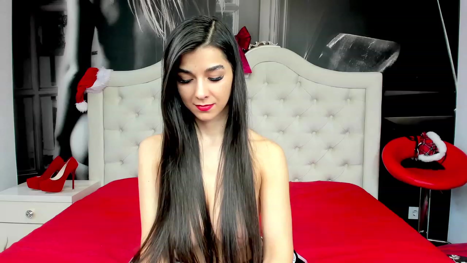 Gallery image thumbnail from Jennasweetass's myfreecams stream on, 12/16/2022, 01:50 image 2 of 20