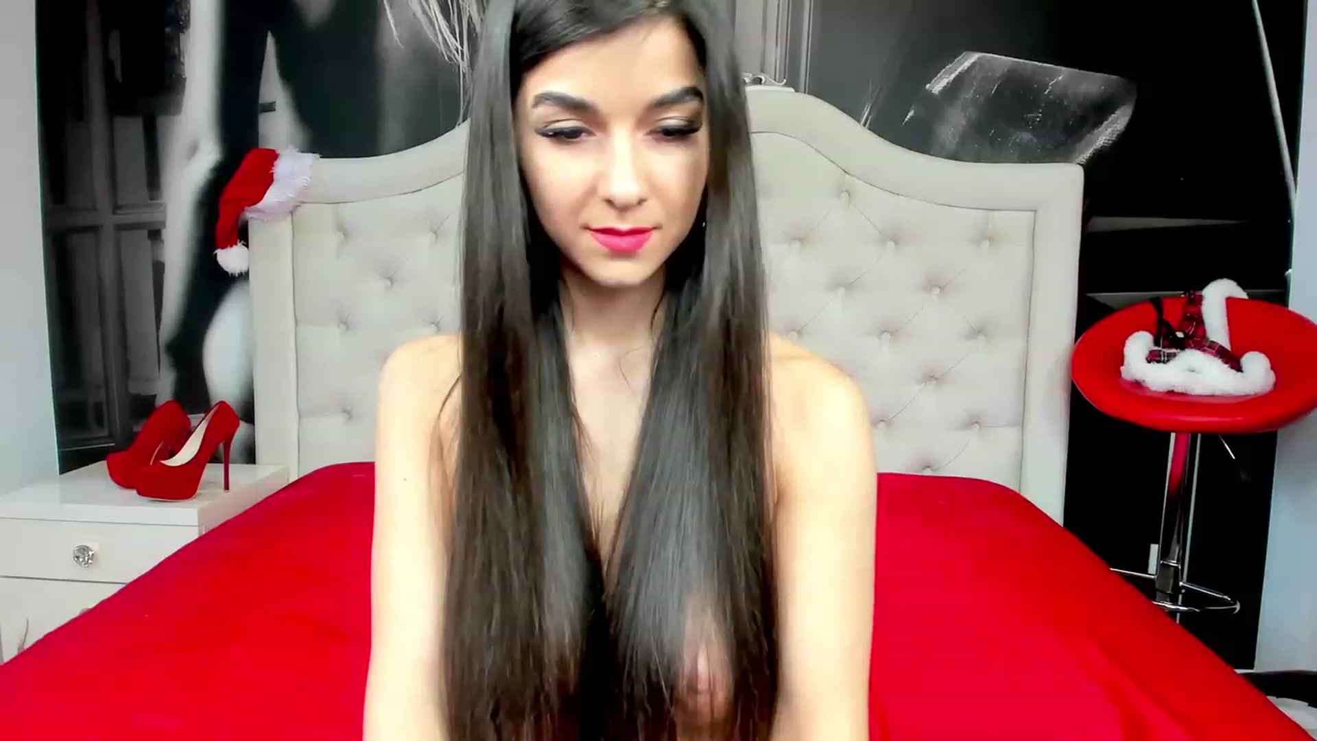 Gallery image thumbnail from Jennasweetass's myfreecams stream on, 12/17/2022, 05:56 image 1 of 20