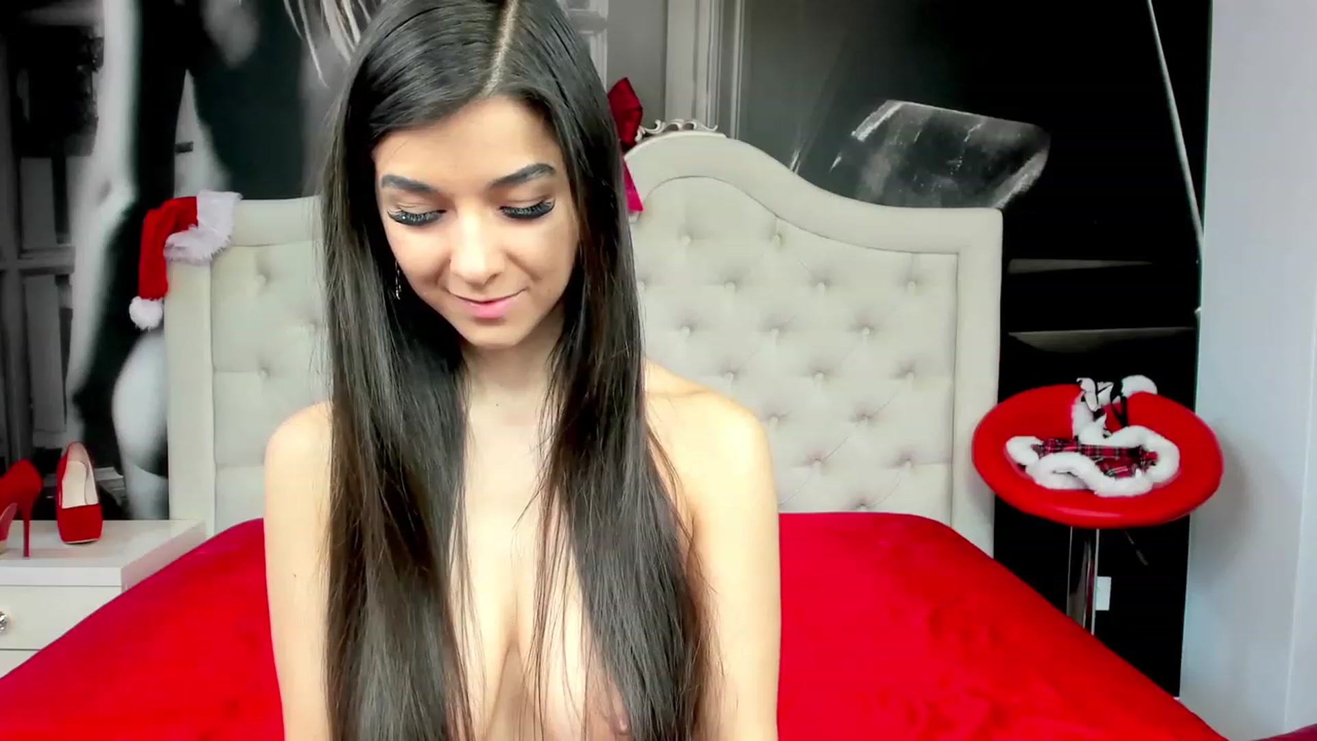 Gallery image thumbnail from Jennasweetass's myfreecams stream on, 12/19/2022, 04:24 image 13 of 20