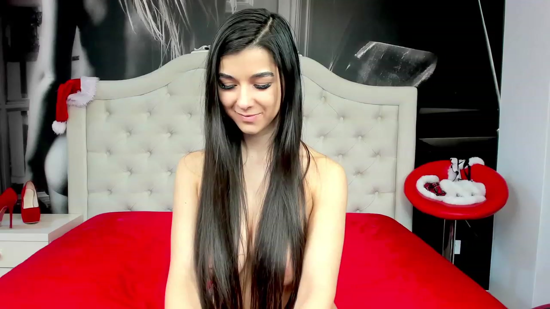 Gallery image thumbnail from Jennasweetass's myfreecams stream on, 12/22/2022, 07:17 image 15 of 20