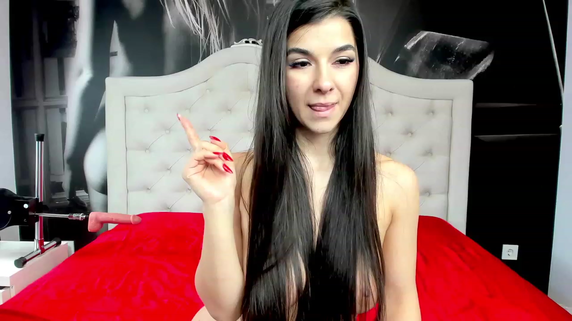 Gallery image thumbnail from Jennasweetass's myfreecams stream on, 01/15/2023, 07:40 image 7 of 20