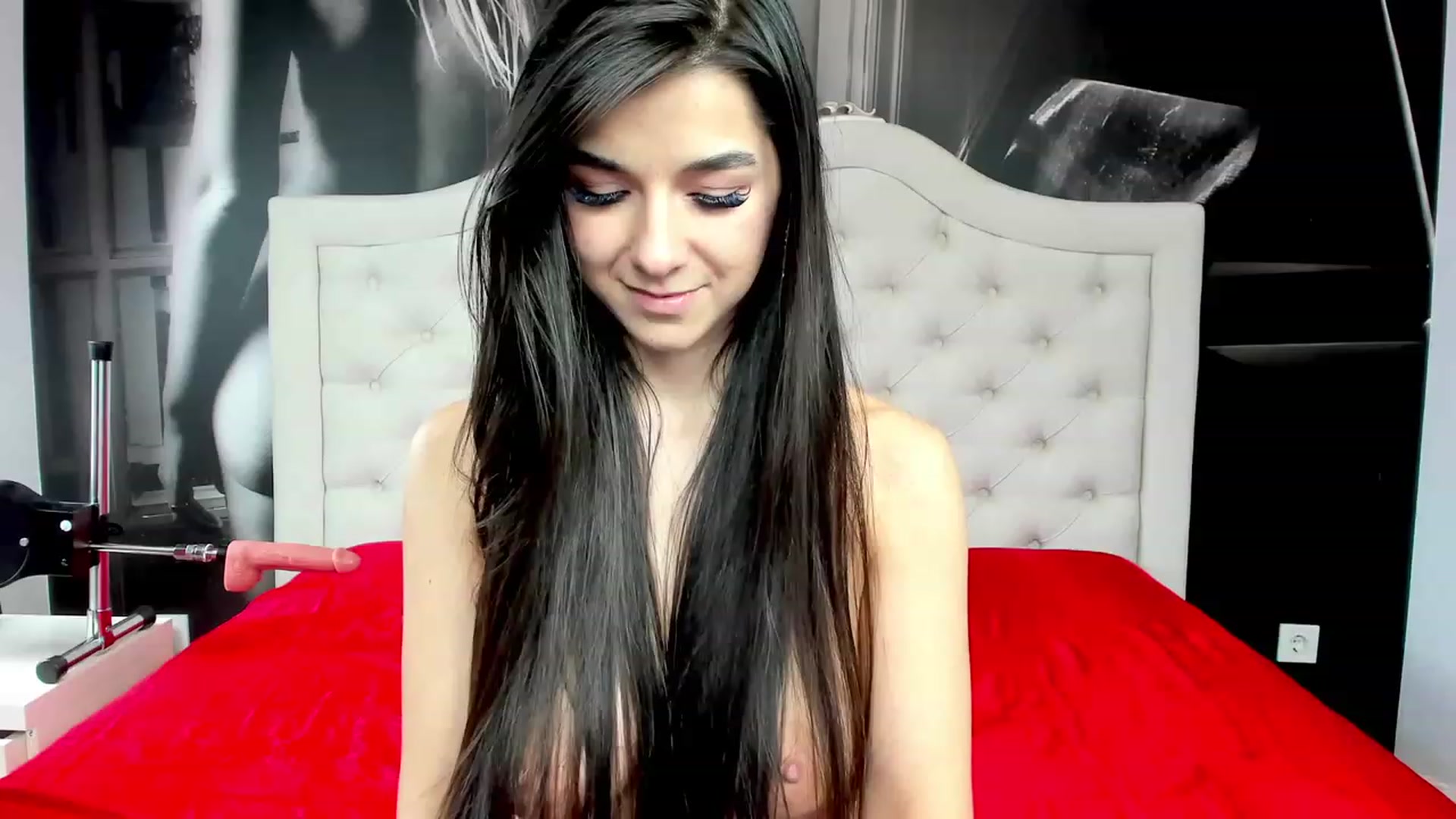 Gallery image thumbnail from Jennasweetass's myfreecams stream on, 01/15/2023, 07:40 image 1 of 20