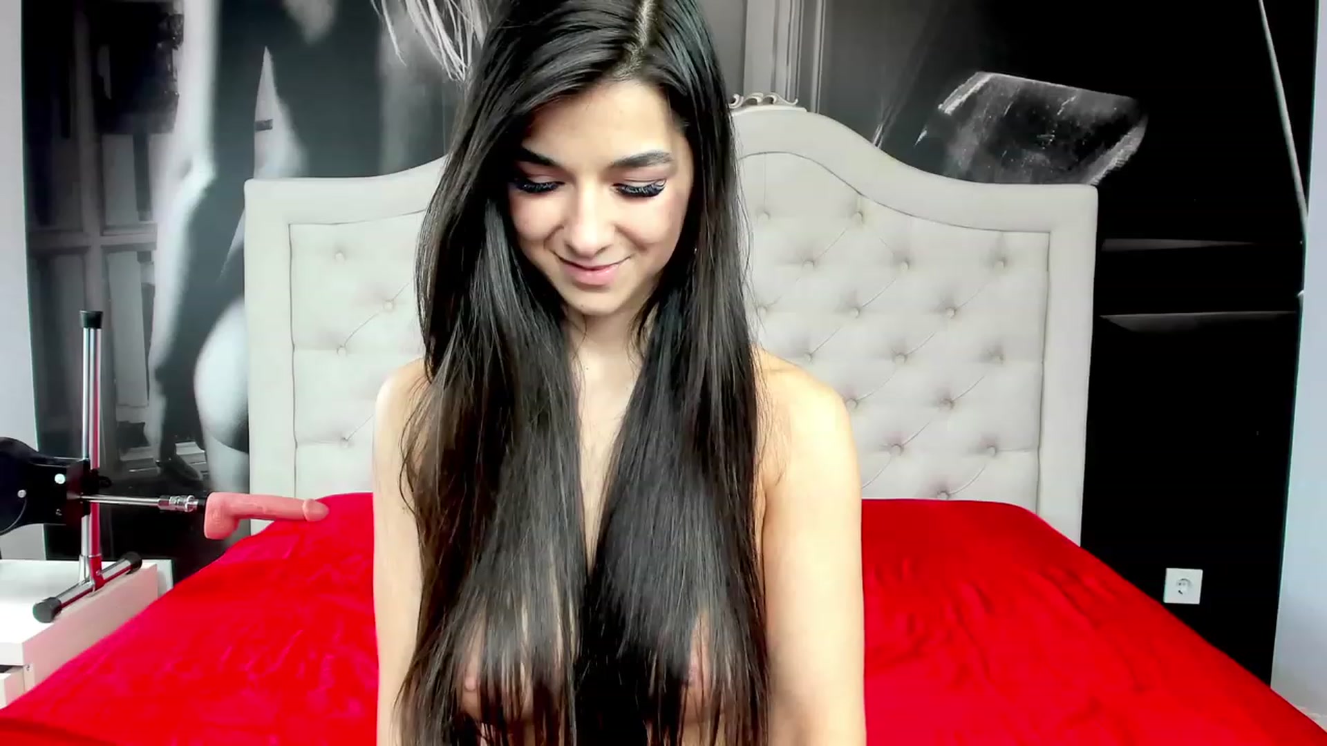 Gallery image thumbnail from Jennasweetass's myfreecams stream on, 01/15/2023, 07:40 image 18 of 20