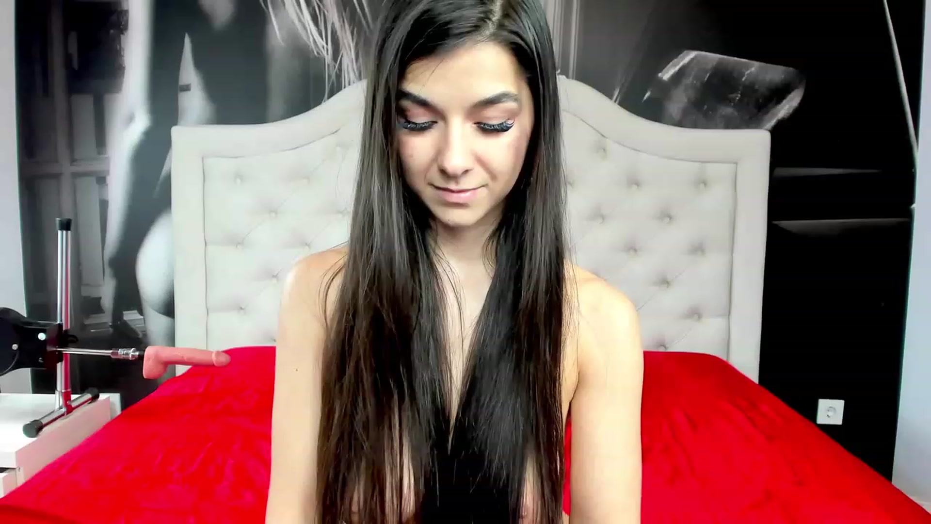 Gallery image thumbnail from Jennasweetass's myfreecams stream on, 01/15/2023, 07:40 image 11 of 20