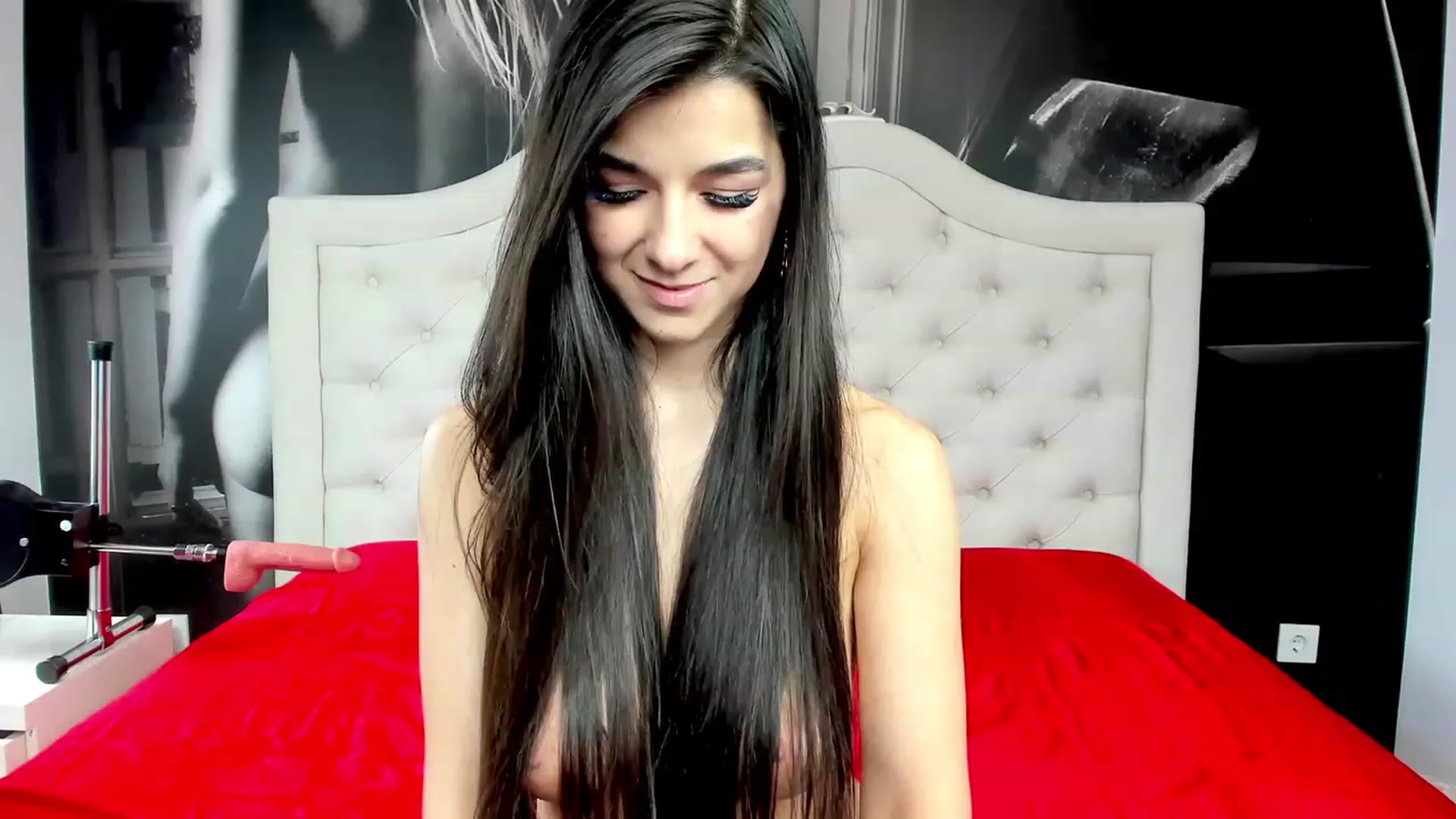 Gallery image thumbnail from Jennasweetass's myfreecams stream on, 01/15/2023, 07:40 image 19 of 20