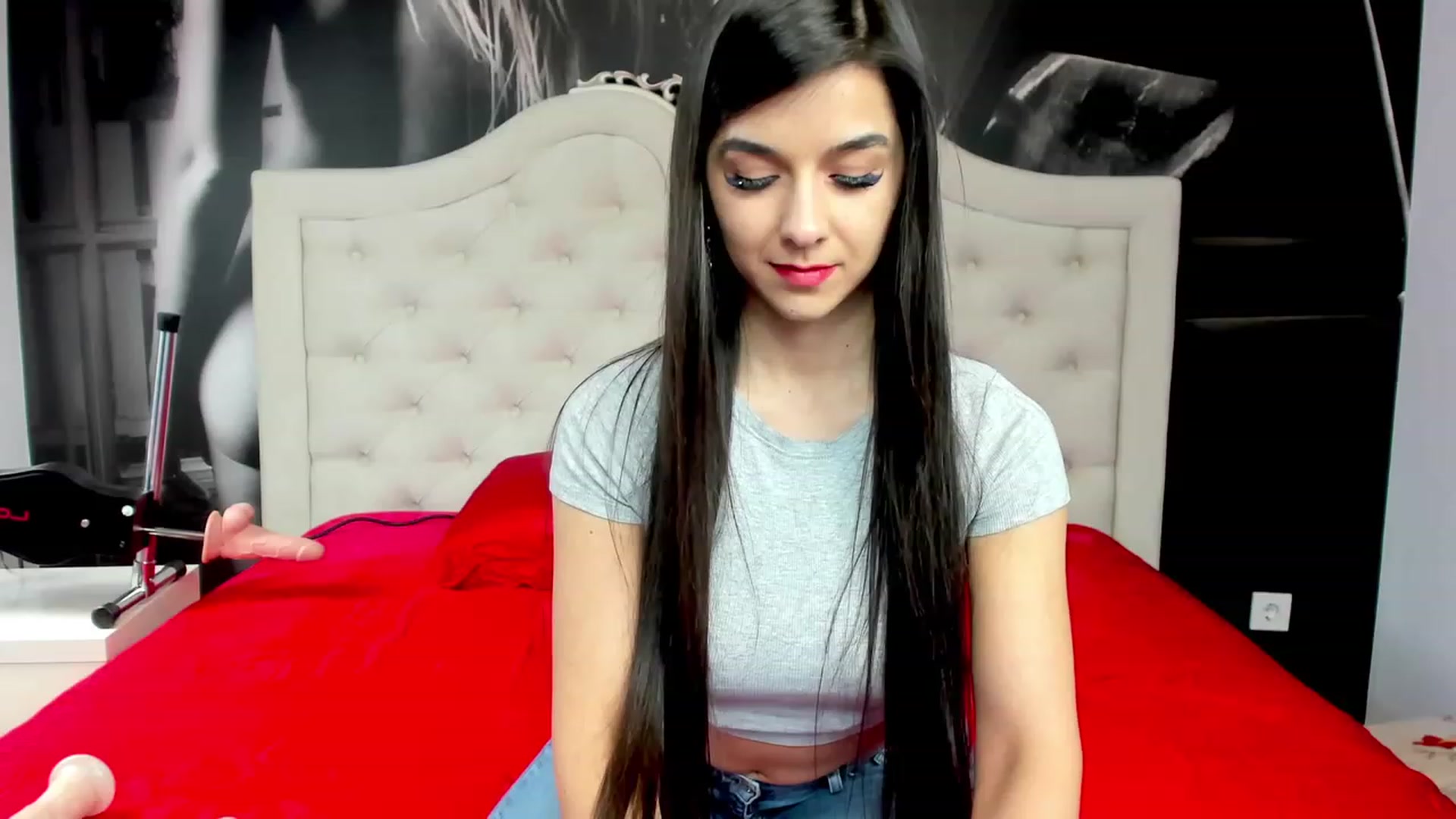 Gallery image thumbnail from Jennasweetass's myfreecams stream on, 01/21/2023, 09:06 image 17 of 20