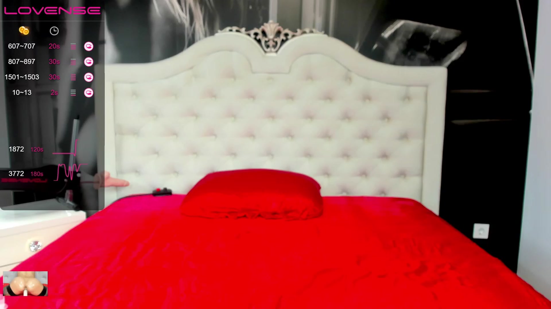 Gallery image thumbnail from Jennasweetass's myfreecams stream on, 01/22/2023, 04:57 image 9 of 20