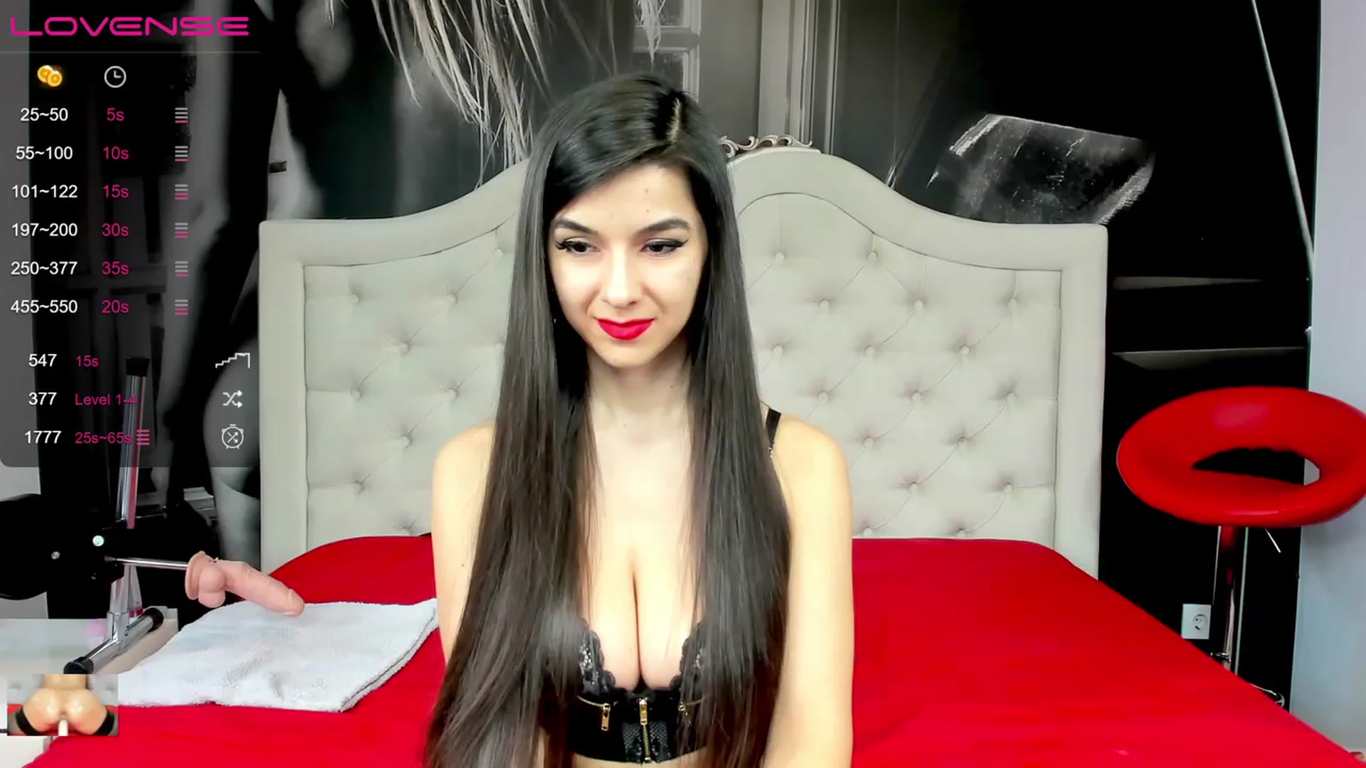 Gallery image thumbnail from Jennasweetass's myfreecams stream on, 02/01/2023, 09:04 image 19 of 20