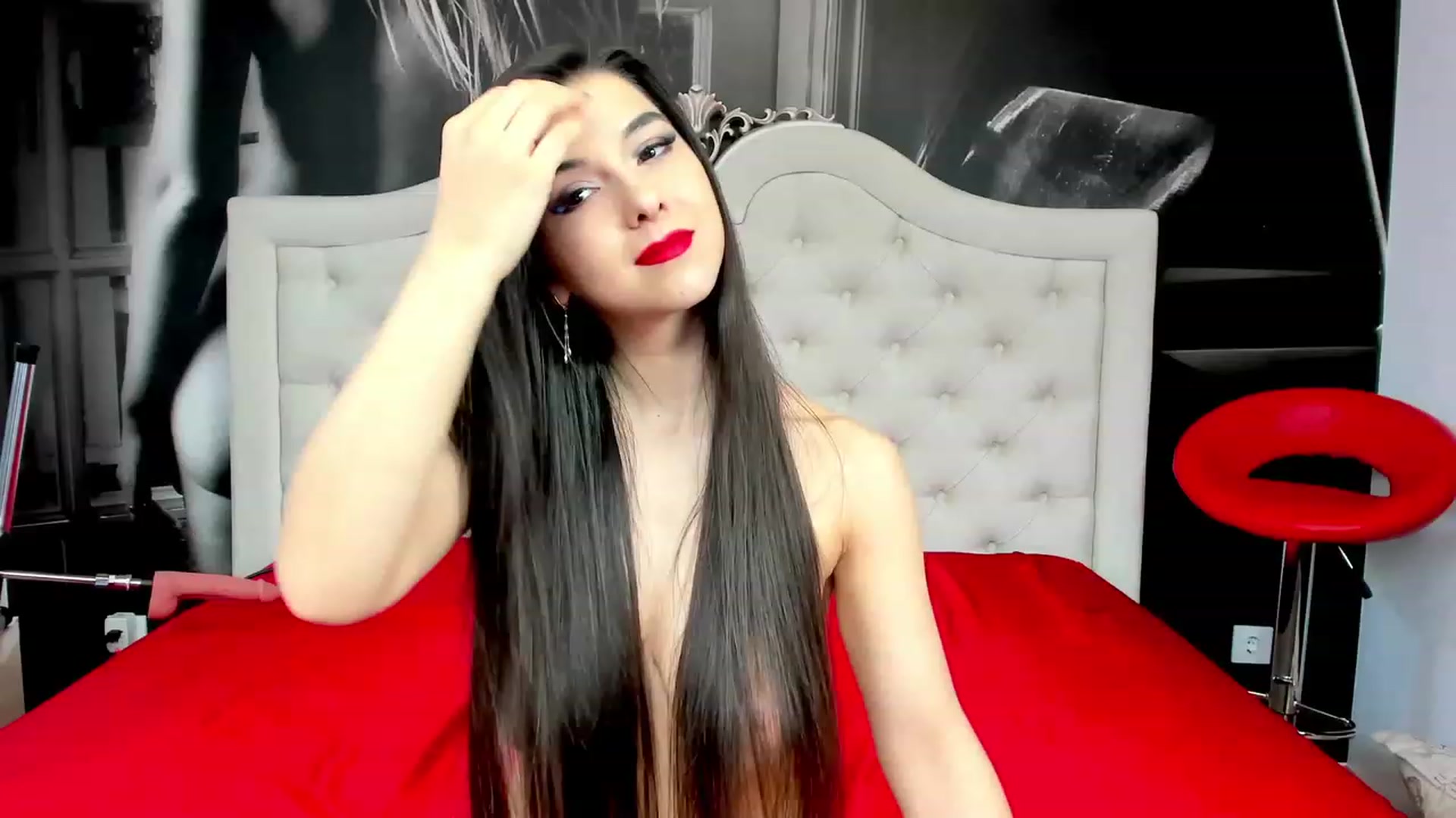 Gallery image thumbnail from Jennasweetass's myfreecams stream on, 02/05/2023, 04:02 image 5 of 20