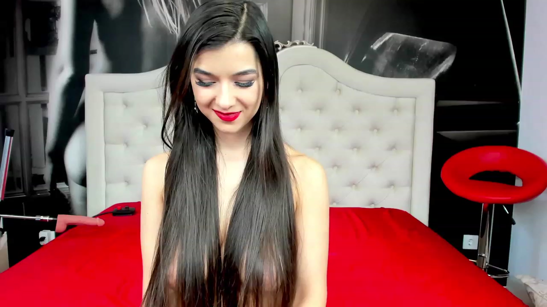 Gallery image thumbnail from Jennasweetass's myfreecams stream on, 02/05/2023, 04:02 image 8 of 20