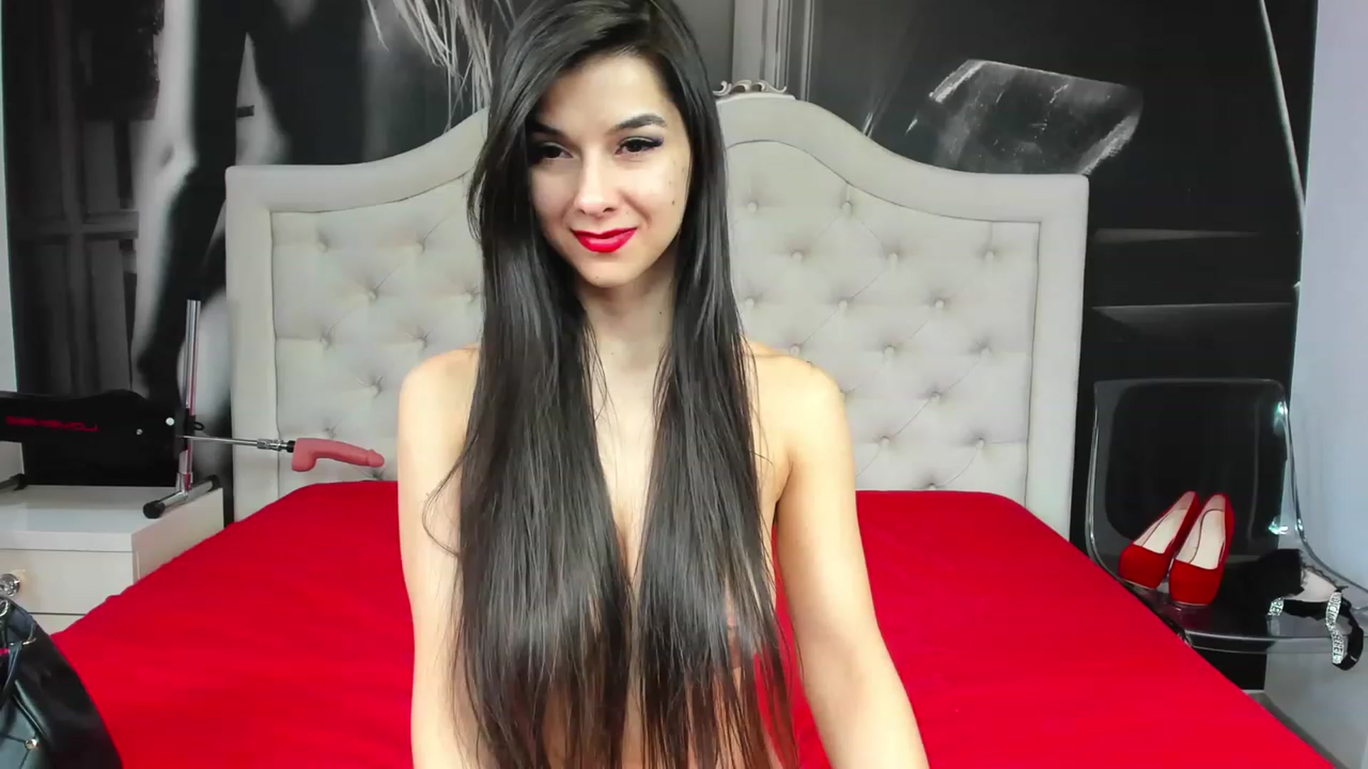 Gallery image thumbnail from Jennasweetass's myfreecams stream on, 02/19/2023, 22:58 image 7 of 20