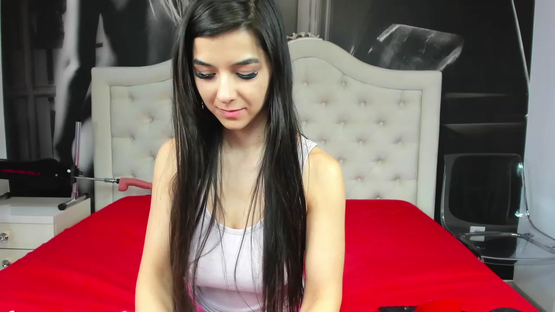 Gallery image thumbnail from Jennasweetass's myfreecams stream on, 02/19/2023, 23:49 image 9 of 20