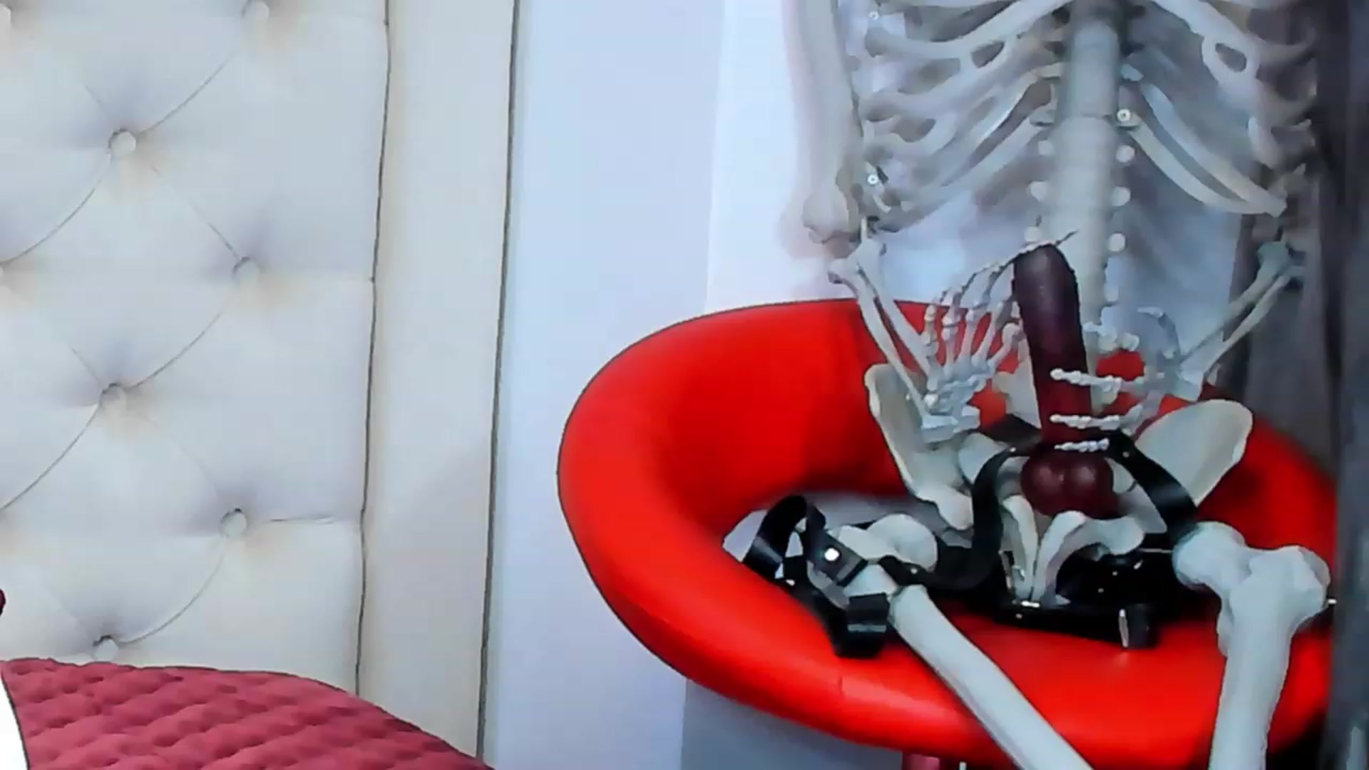Gallery image thumbnail from Jennasweetass's myfreecams stream on, 10/09/2023, 05:49 image 2 of 20