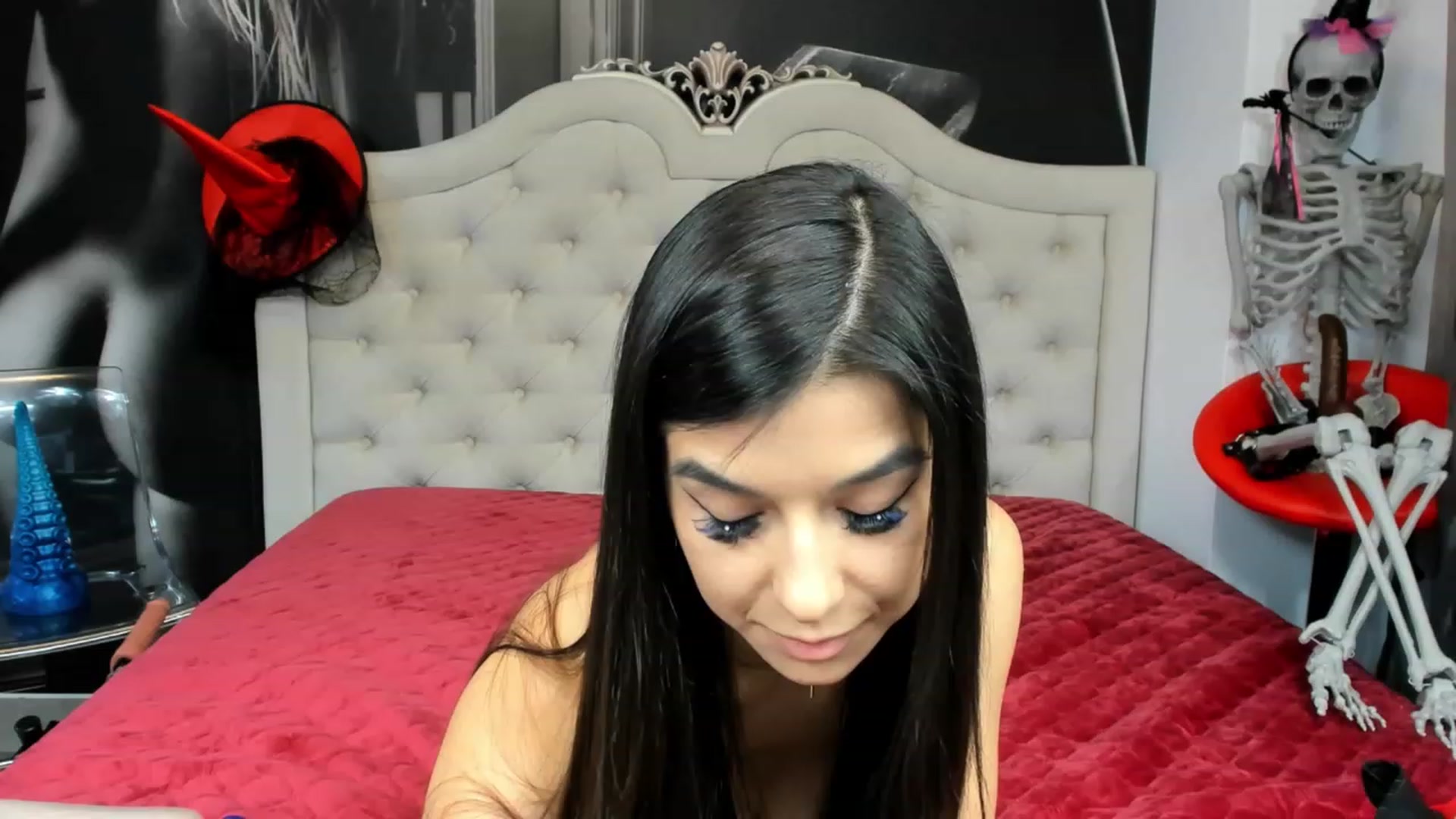 Gallery image thumbnail from Jennasweetass's myfreecams stream on, 10/20/2023, 07:07 image 19 of 20