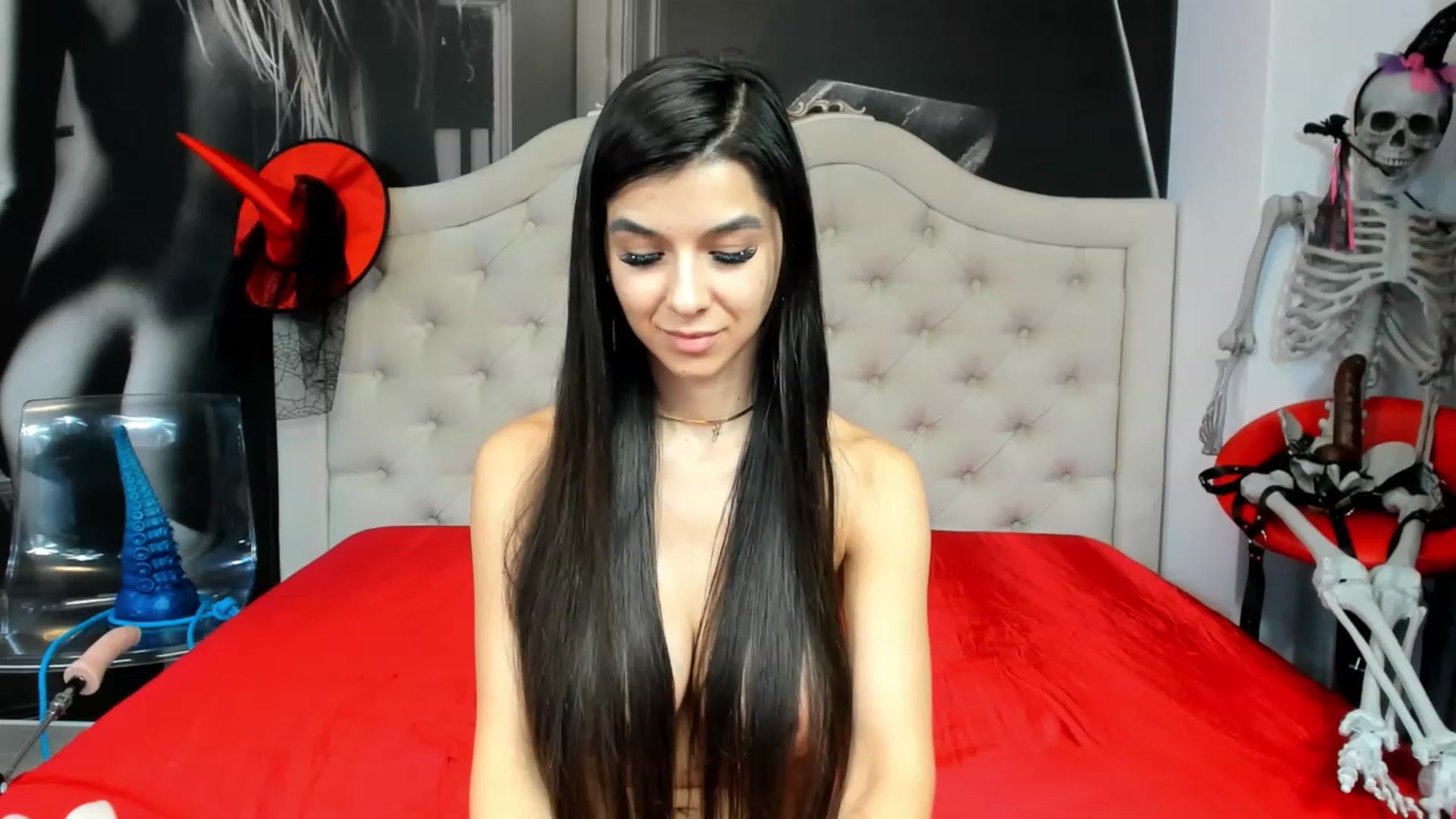 Gallery image thumbnail from Jennasweetass's myfreecams stream on, 10/29/2023, 04:17 image 19 of 20