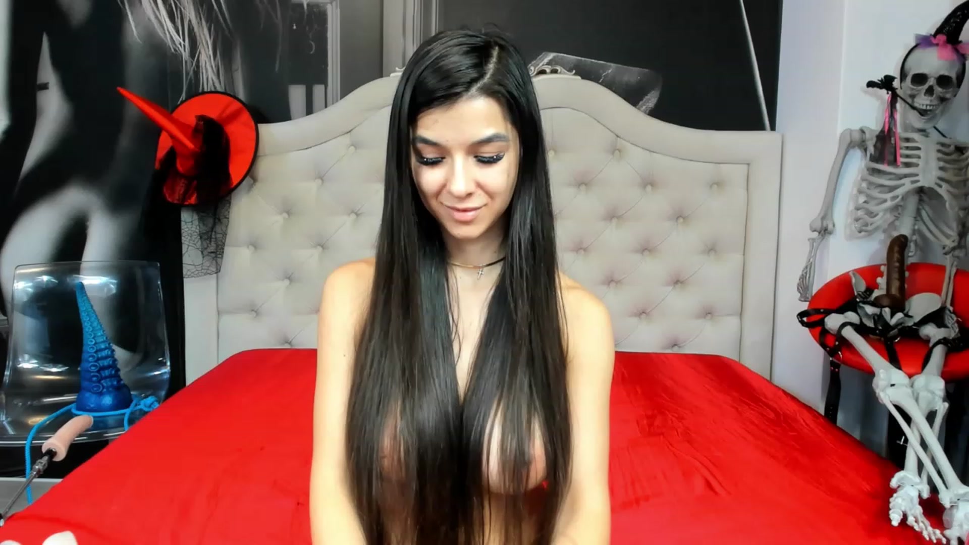 Gallery image thumbnail from Jennasweetass's myfreecams stream on, 10/29/2023, 04:35 image 4 of 20