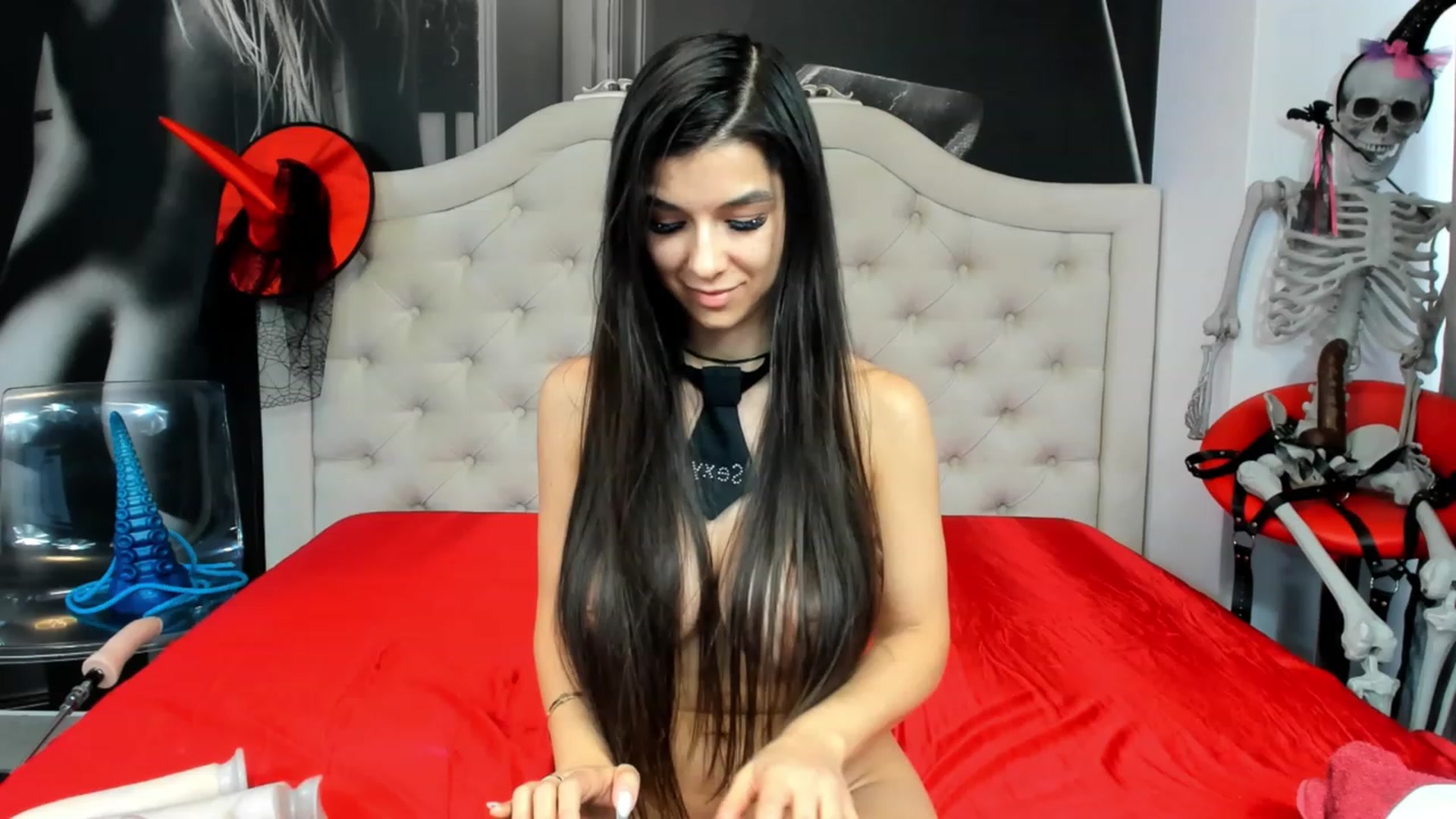 Gallery image thumbnail from Jennasweetass's myfreecams stream on, 10/29/2023, 10:56 image 6 of 20
